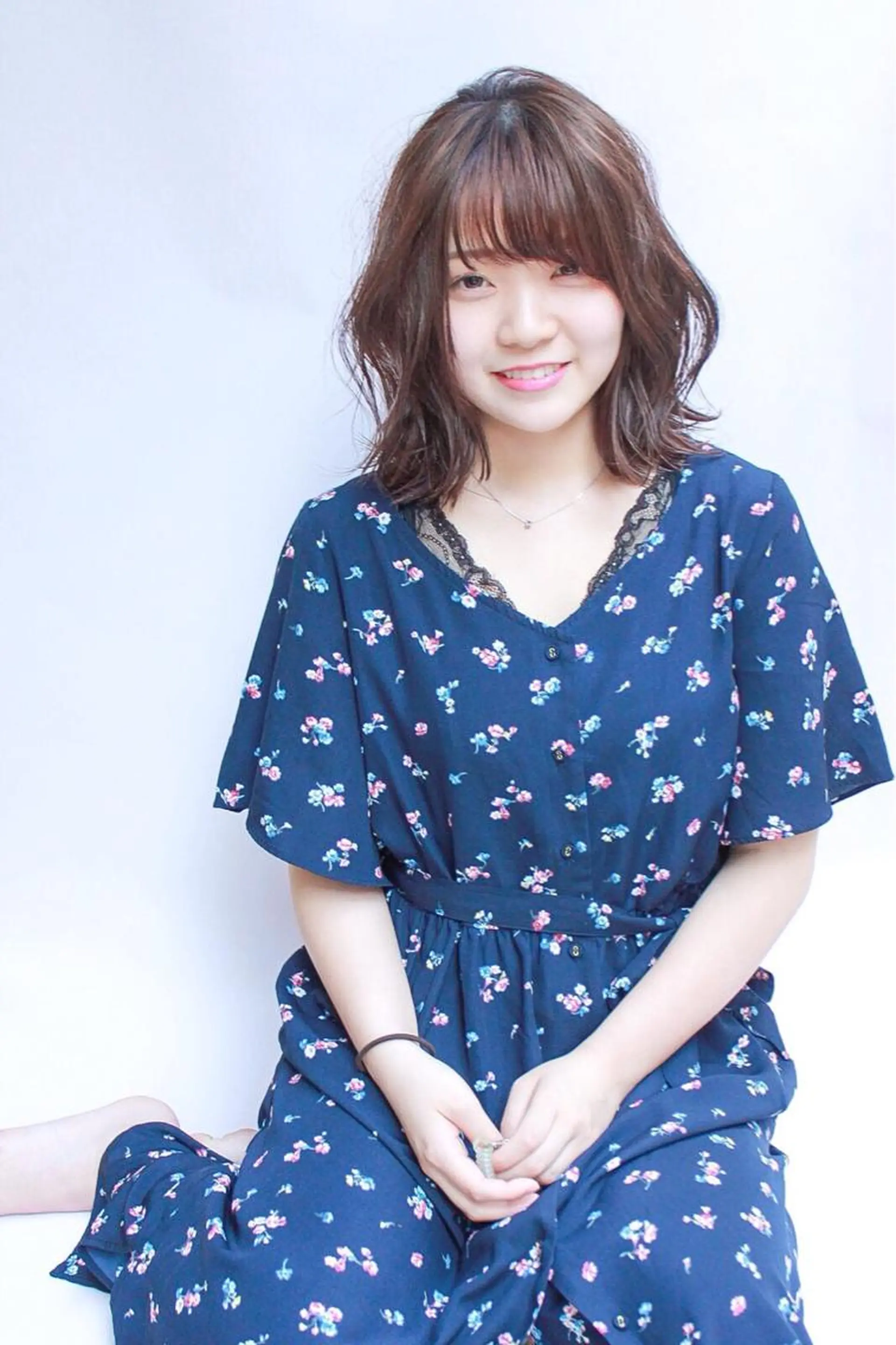 ミディアム カラー ❣️ふんわりレイヤー 艶髪縮毛矯正❣️金山のヘアスタイル