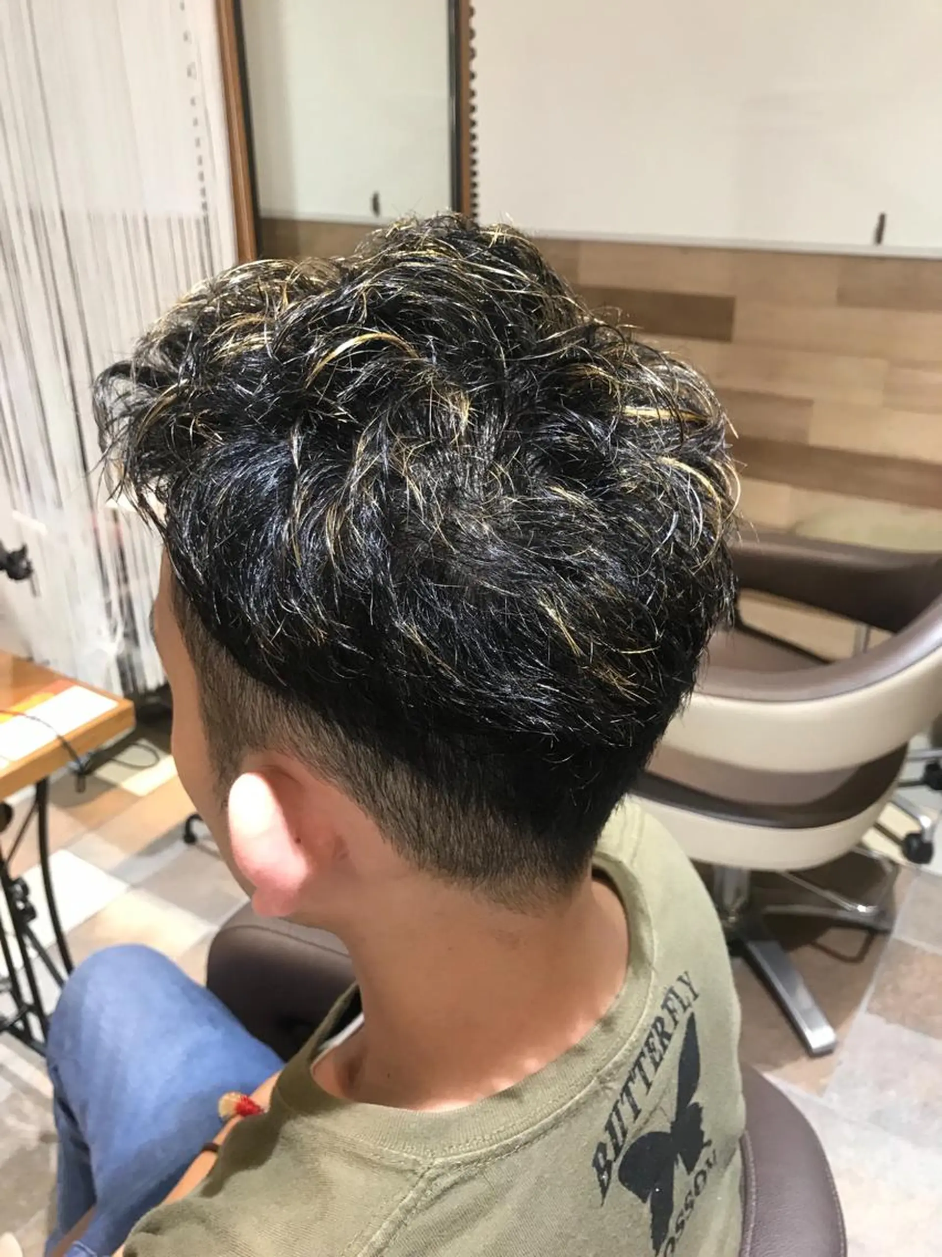 カラー メンズ メンズハイライト ハイライトカラー 森島 雅之のヘアスタイル