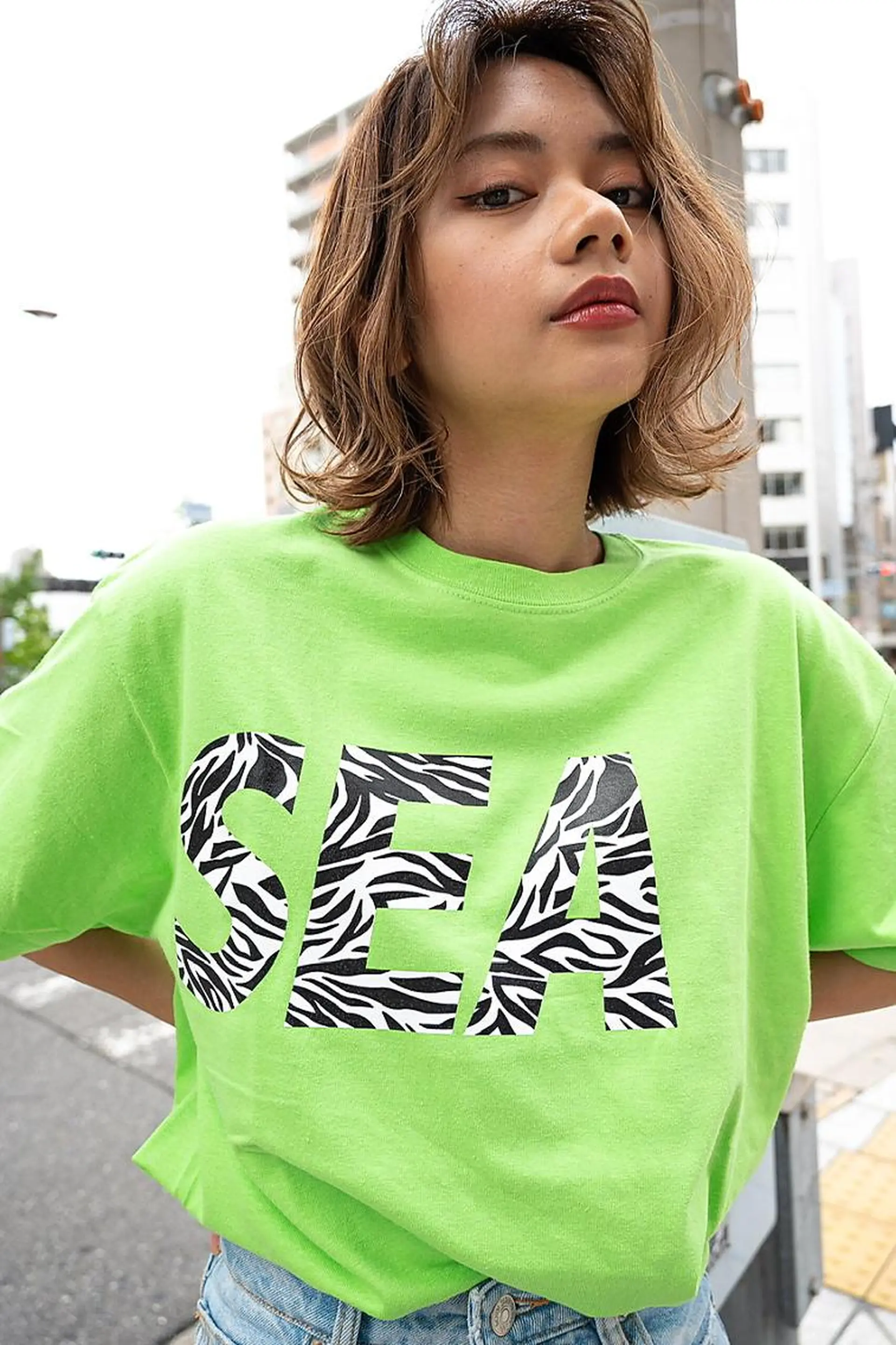 ショート カラー ベージュカラー ブロンド ブロンドベージュ ボブ 外ハネヘア ANGELICA JR奈良店のヘアスタイル