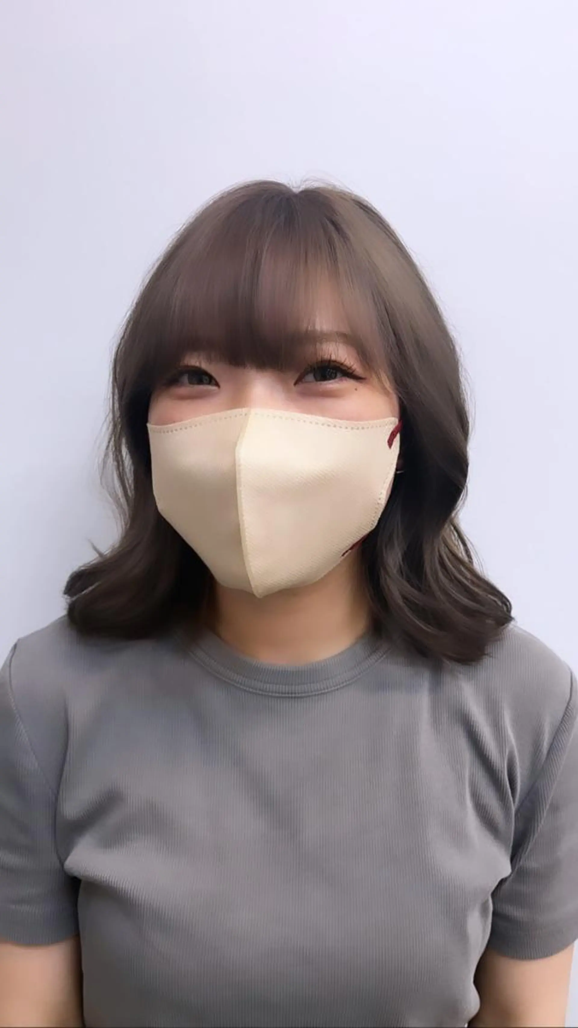 カラー 渡 汐音のヘアスタイル