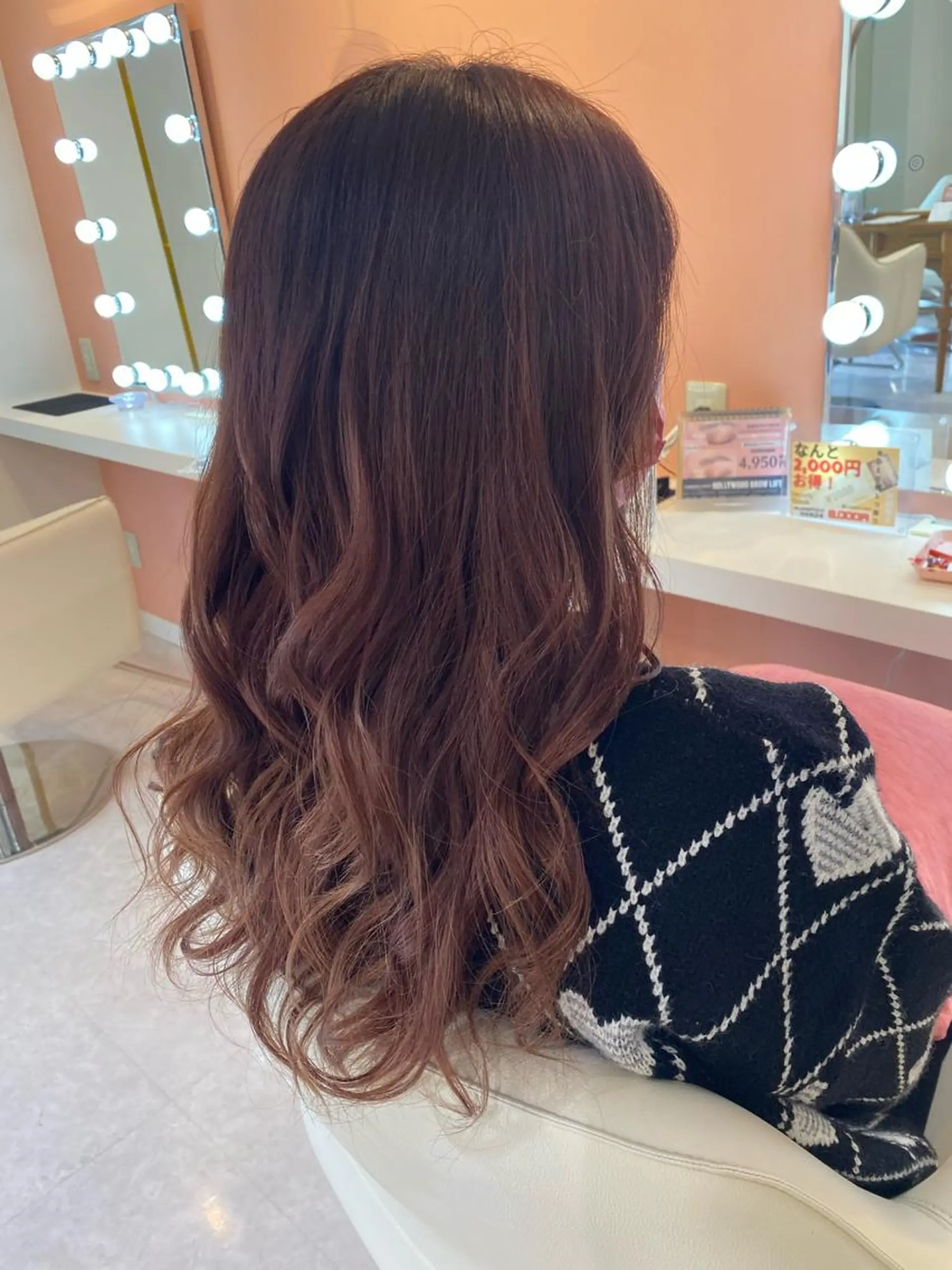 ロング カラー ヘアカラー 梛木 唯のヘアスタイル