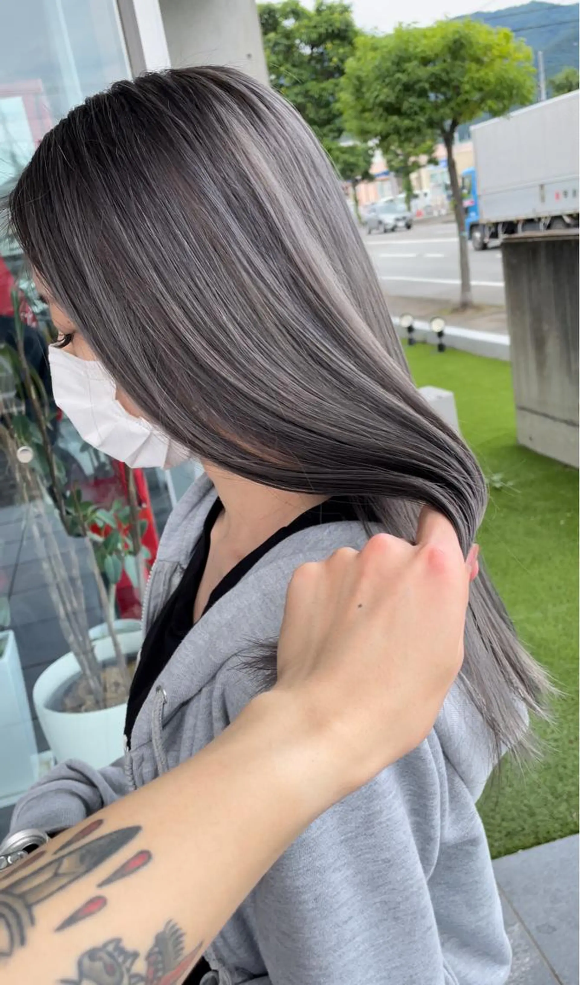 カラー ヘアカラー トリートメント REGOLITH （レゴリス）所属・山田隆成/韓国カット バレ、ハイライト得意のヘアスタイル