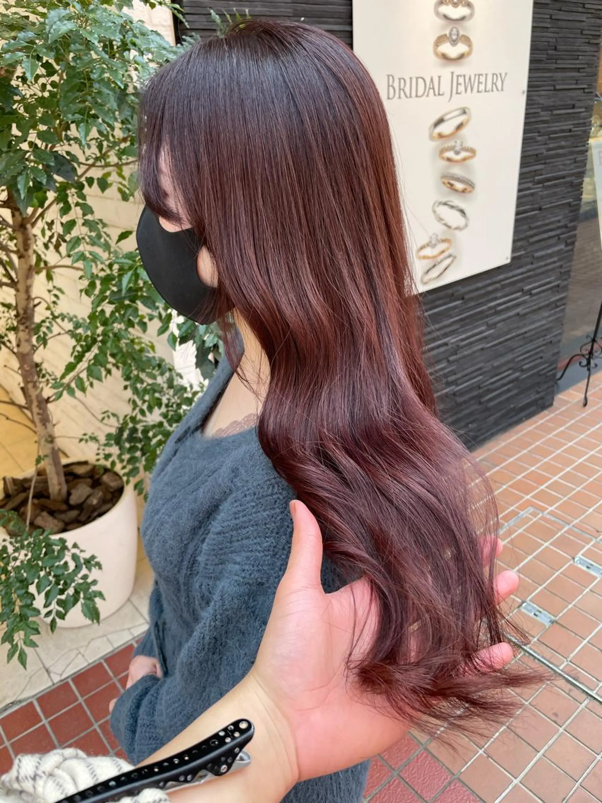 ロング カラー ViVIE所属・VIVIE天神 ブリーチのヘアスタイル