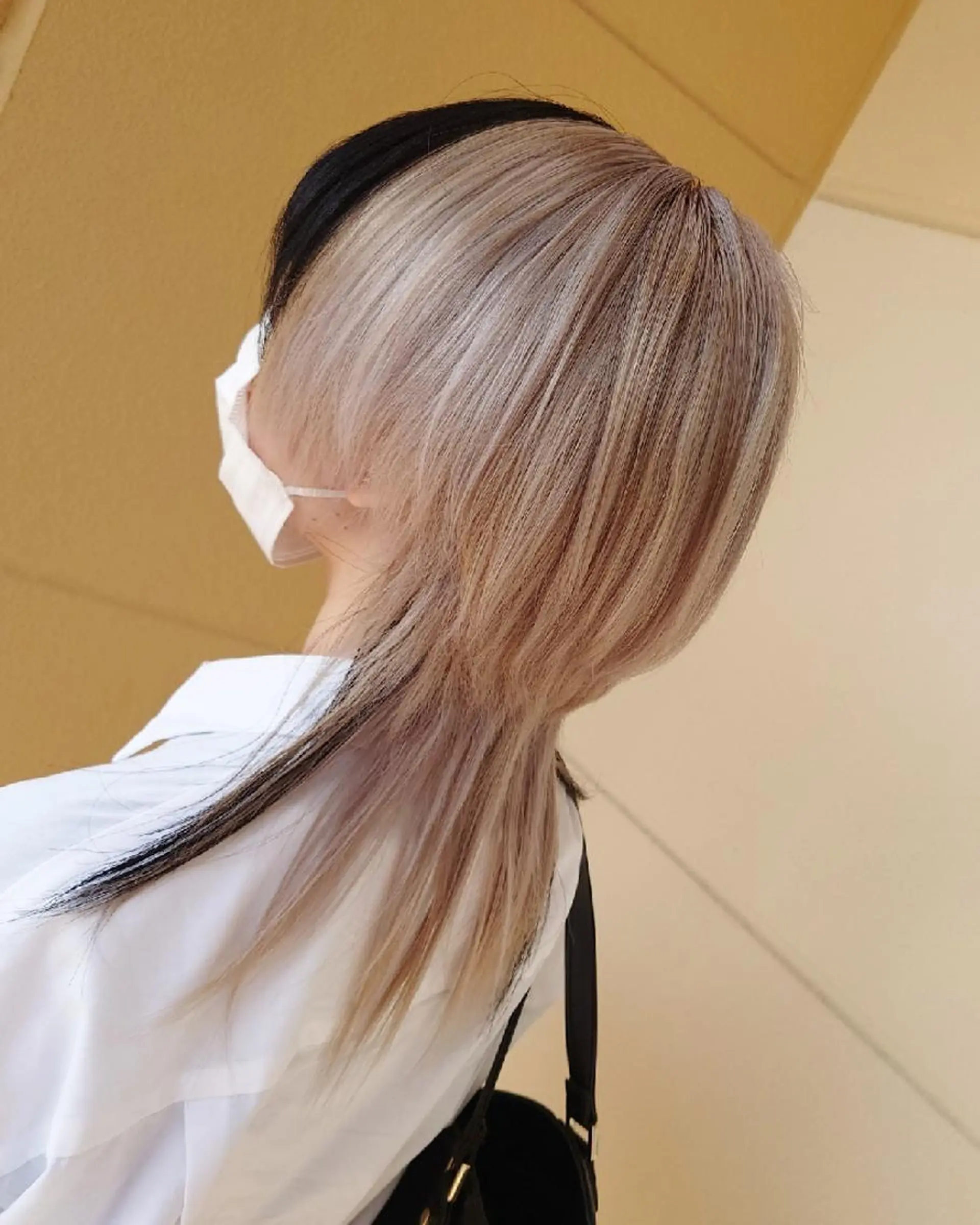 ミディアム 新潟ハイトーンカラー NO.1✨ 小川 巧のヘアスタイル