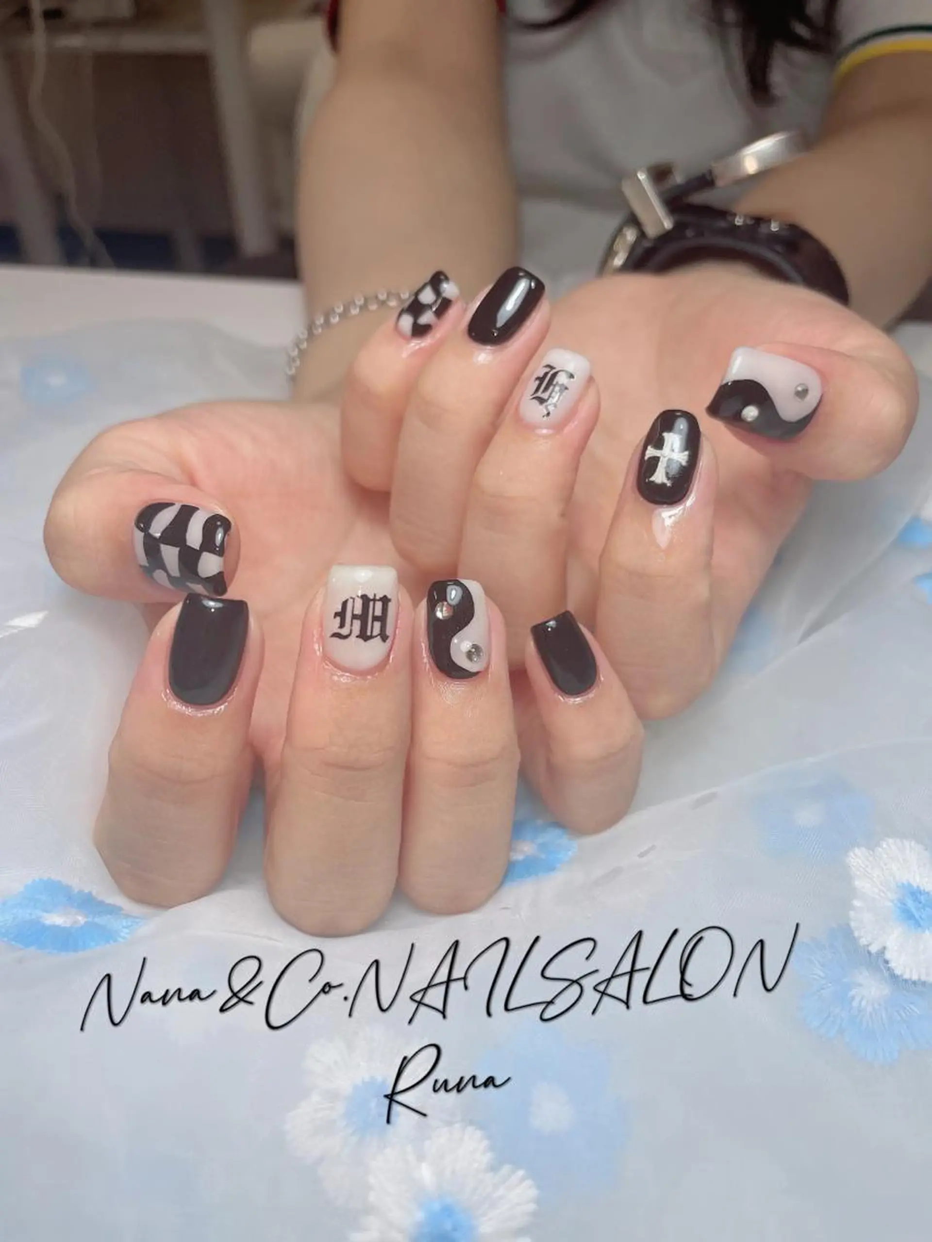 カラー ネイル NANAKO 🌼のネイルデザイン