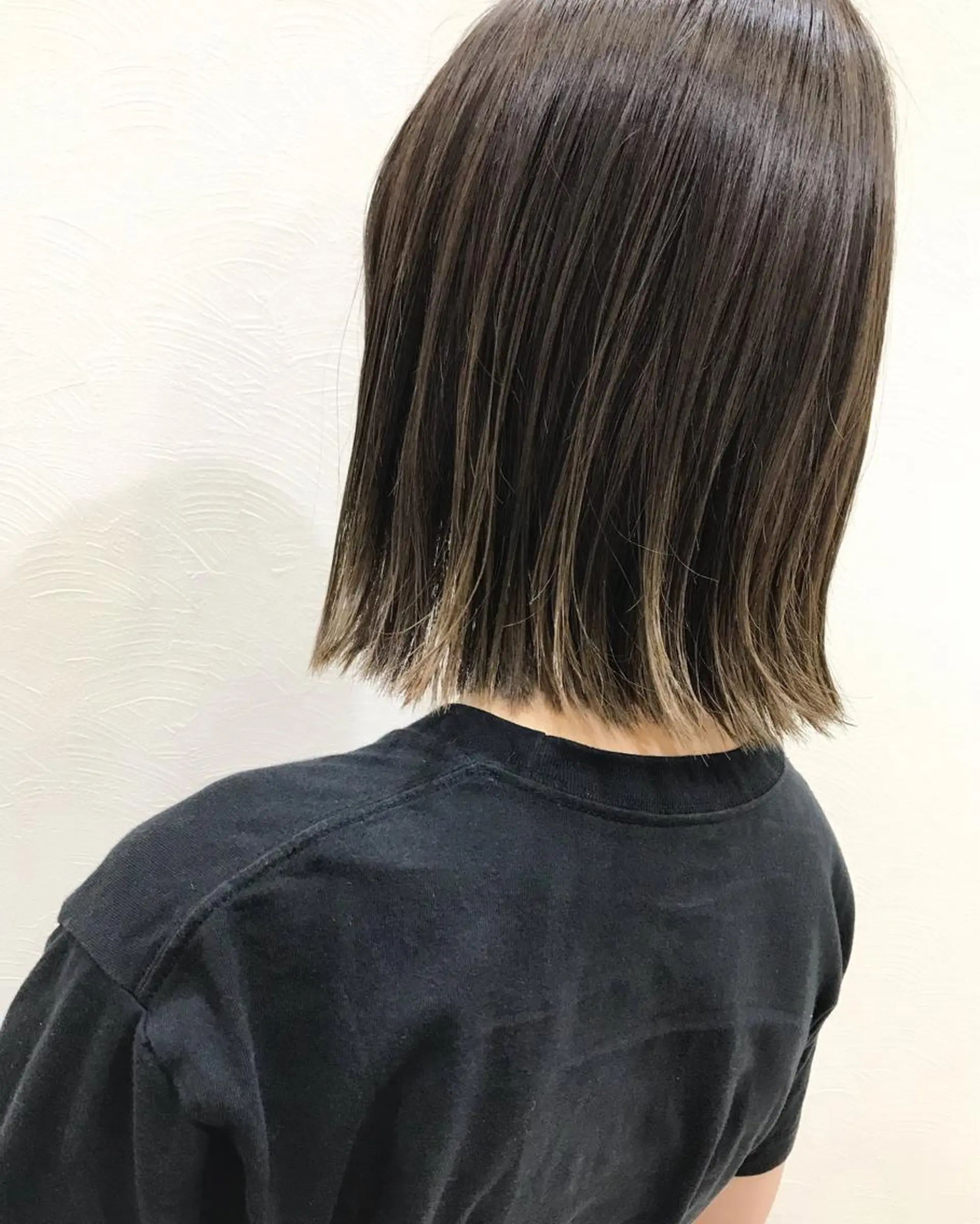 ショート カラー 切りっぱなしボブ ボブ SAKURA omotesandoのヘアスタイル