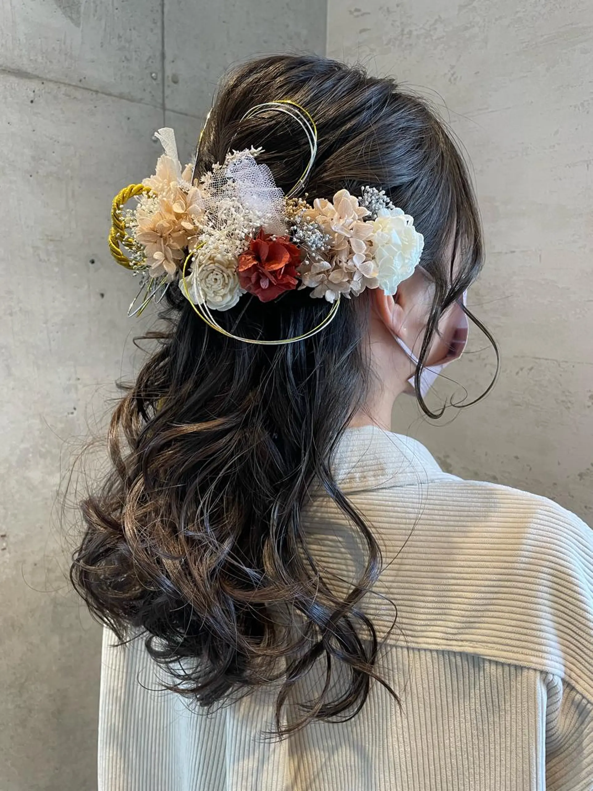セミロング ヘアアレンジ 女性に人気♪ はやしほのかのヘアスタイル