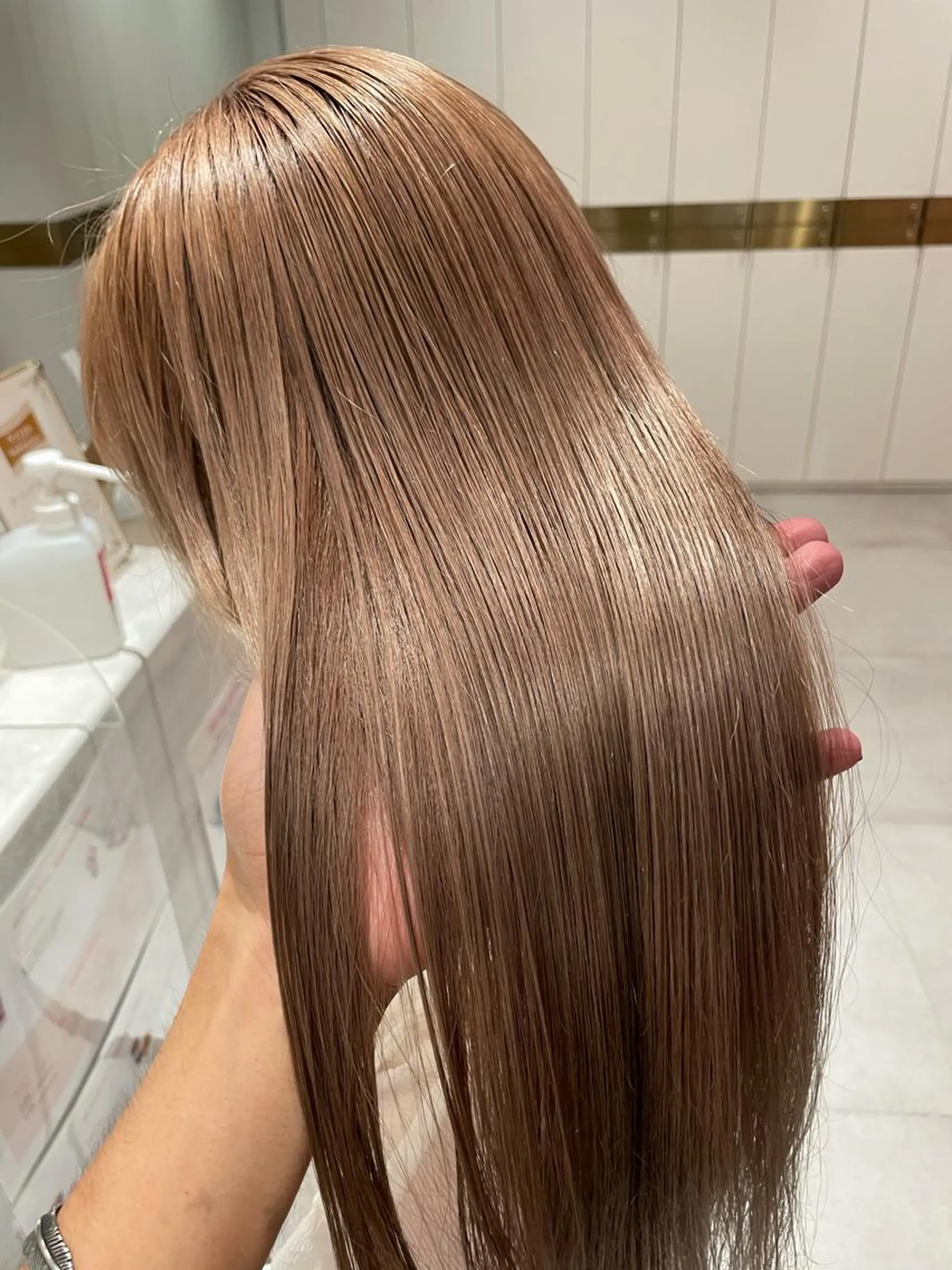 カラー くびれショート/パー マ/🐬永井瑠栞🐬のヘアスタイル