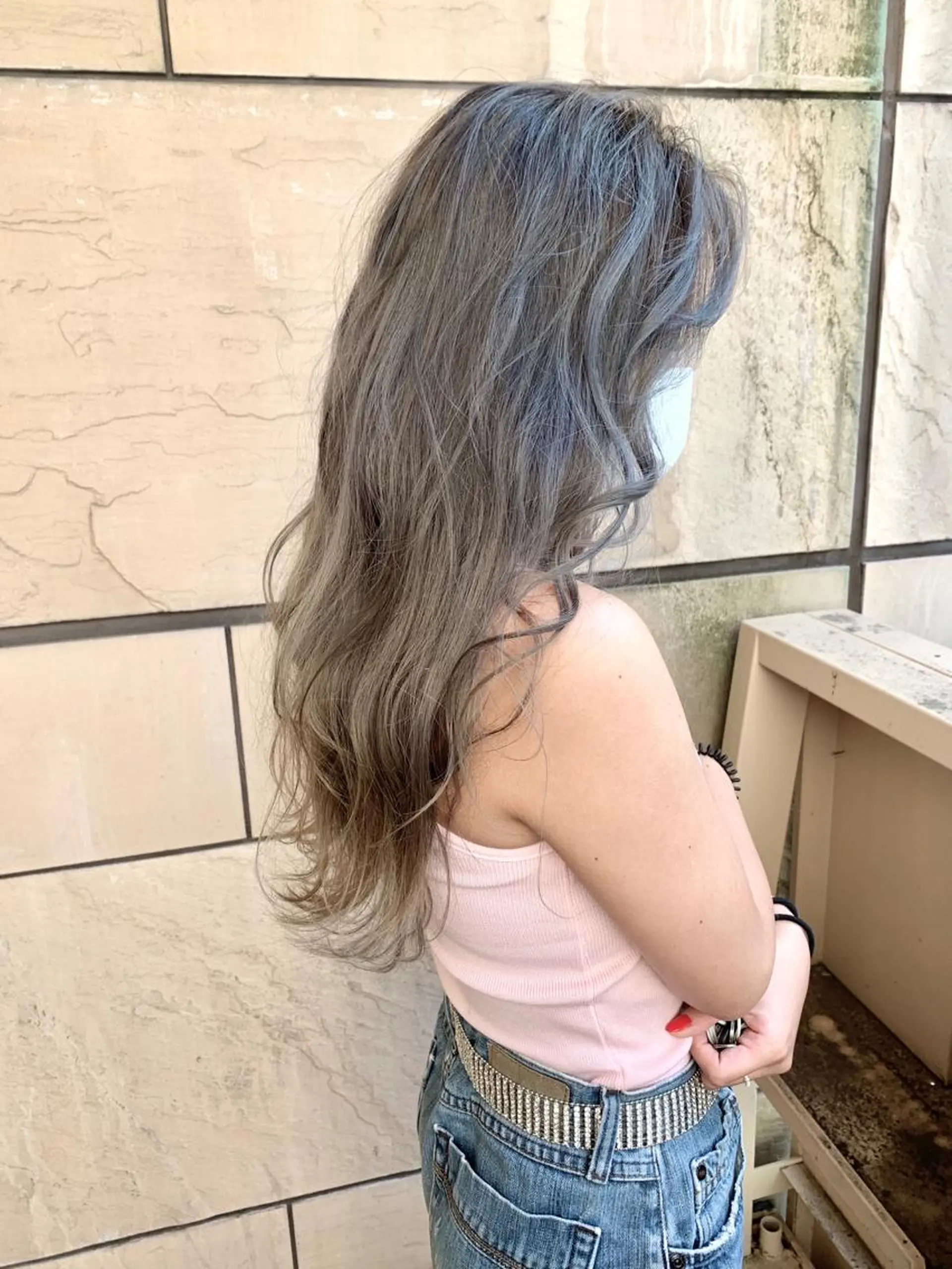 ロング カラー バレイヤージュ ベージュカラー レイヤーカット ヘアカラー トリートメント エフェクトブリーチ エクステhiroのヘアスタイル