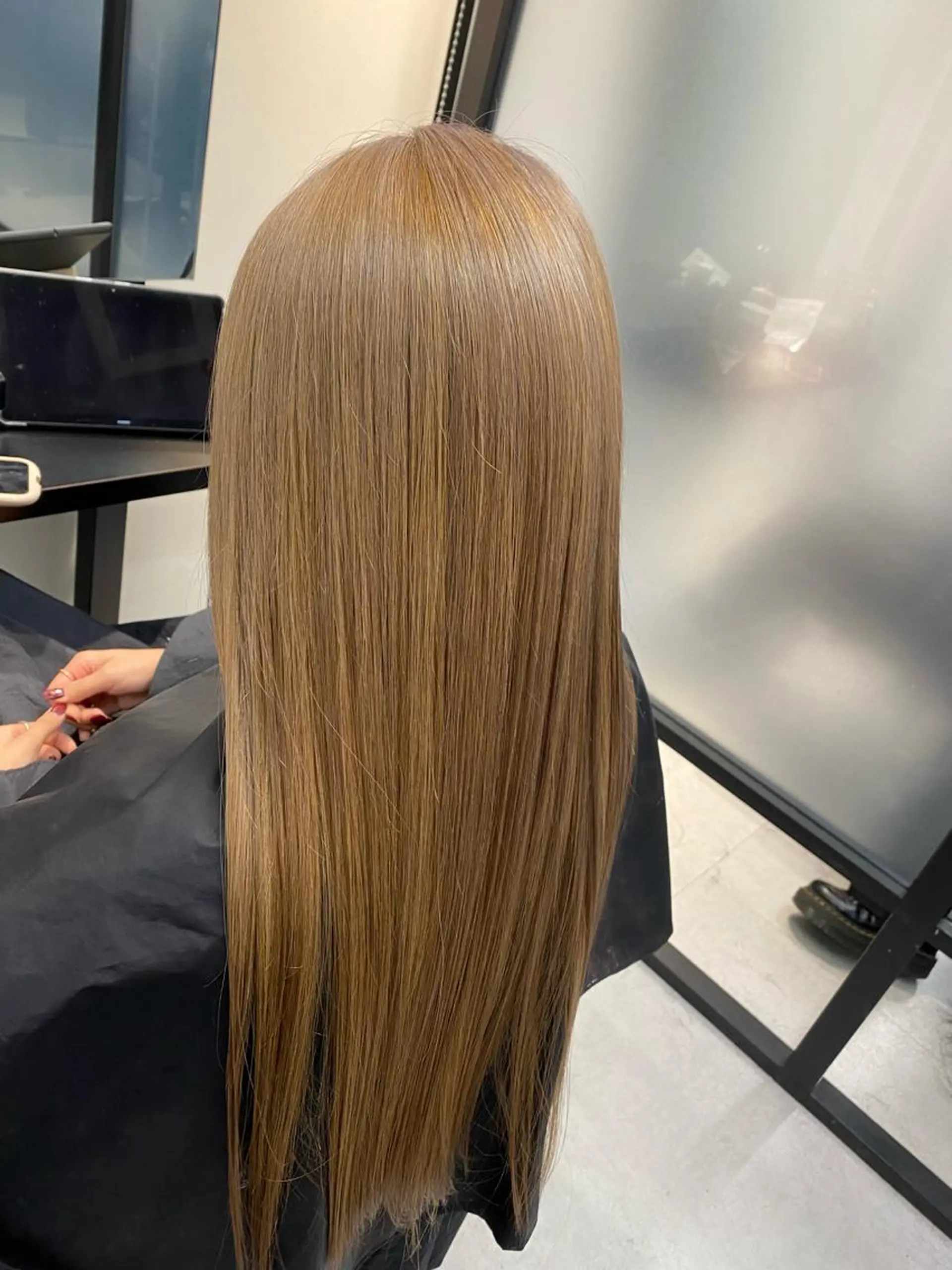 ロング カラー ブリーチ SALOWIN新宿三丁目East3階所属・アイドルヘア 💓清水拓実のヘアスタイル