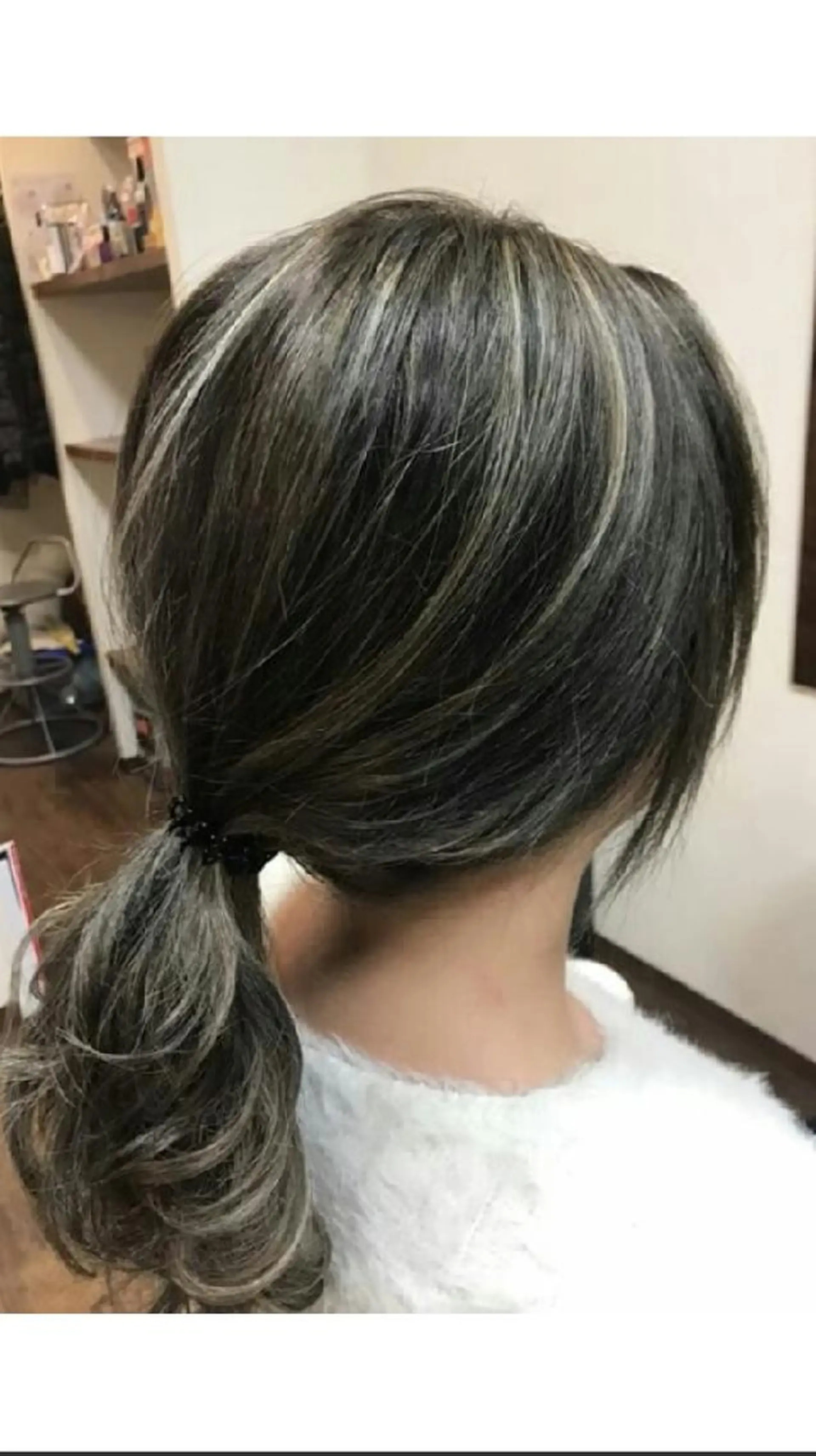 セミロング カラー アッシュ ハイライトカラー ハイライト ヘアカラー トリートメント ヘアーズ　ゼロ所属・❤️ヘアーズ ゼロ❤️のヘアスタイル