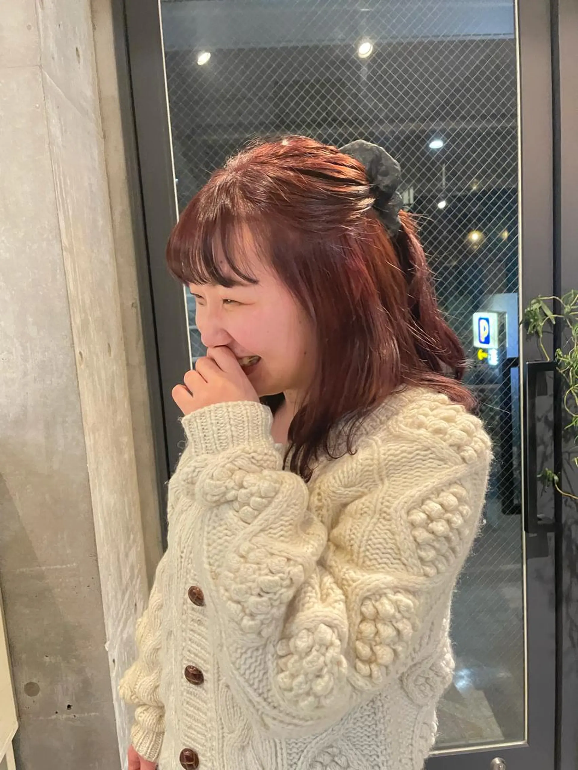 セミロング ヘアカラー maina/透明感 ベージュ/ブラウンのヘアスタイル