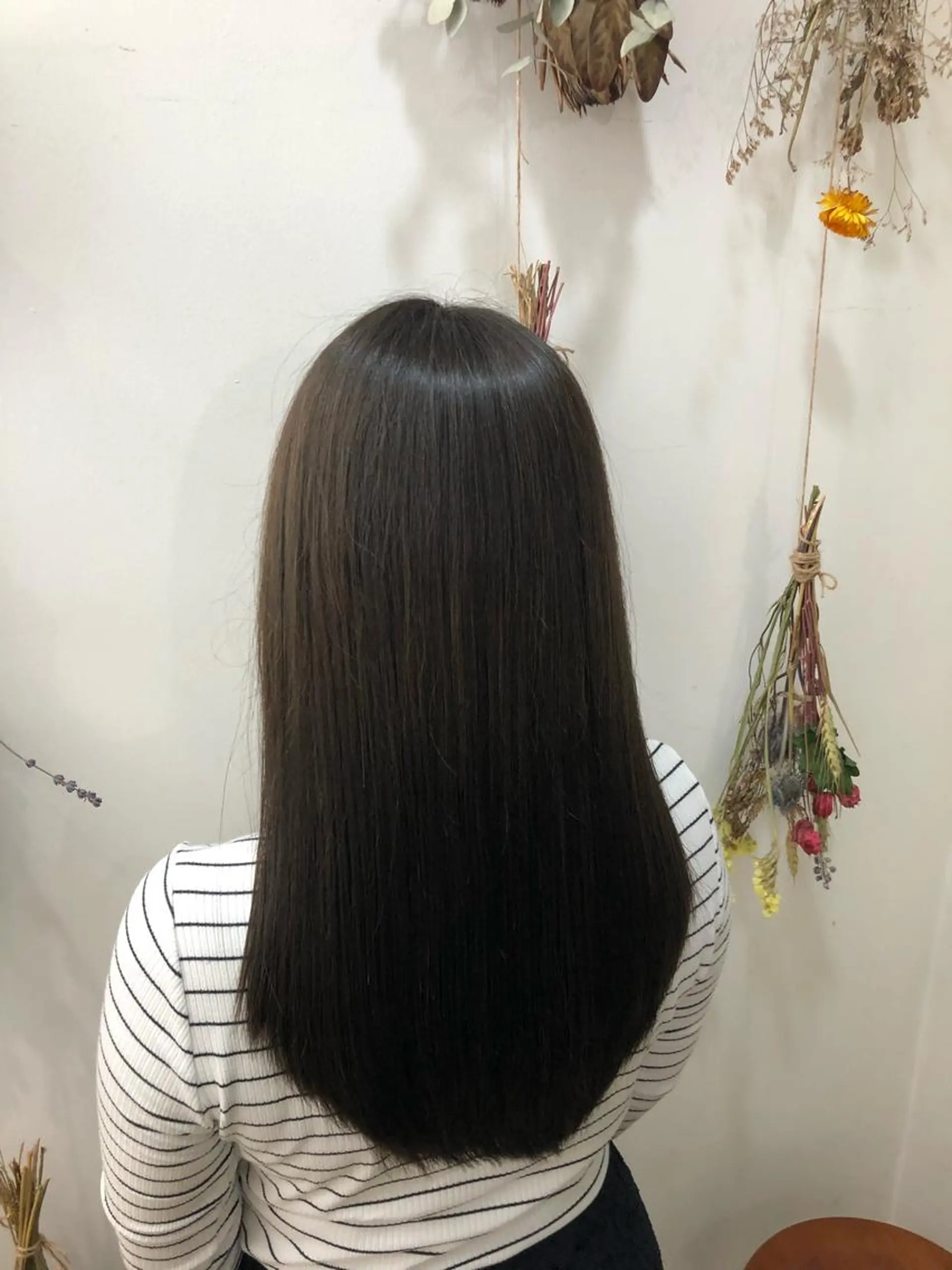 ロング 縮毛矯正 トリートメント カット トリートメント コテ巻き風パーマ 河島恭平のヘアスタイル