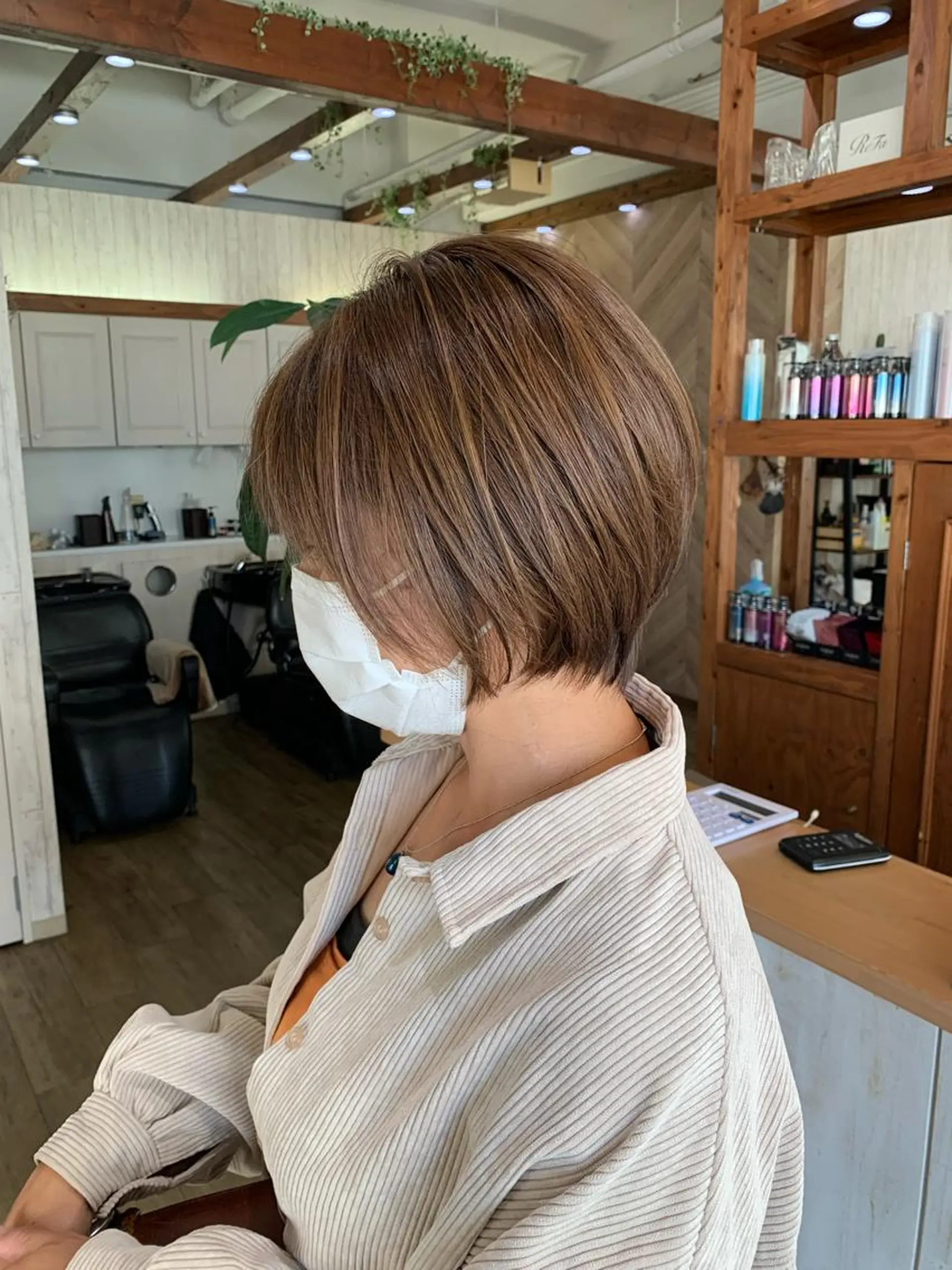 ショート カラー ベージュカラー くびれヘア ショートヘア 本町/心斎橋/北堀江 透明感カラーSANCのヘアスタイル