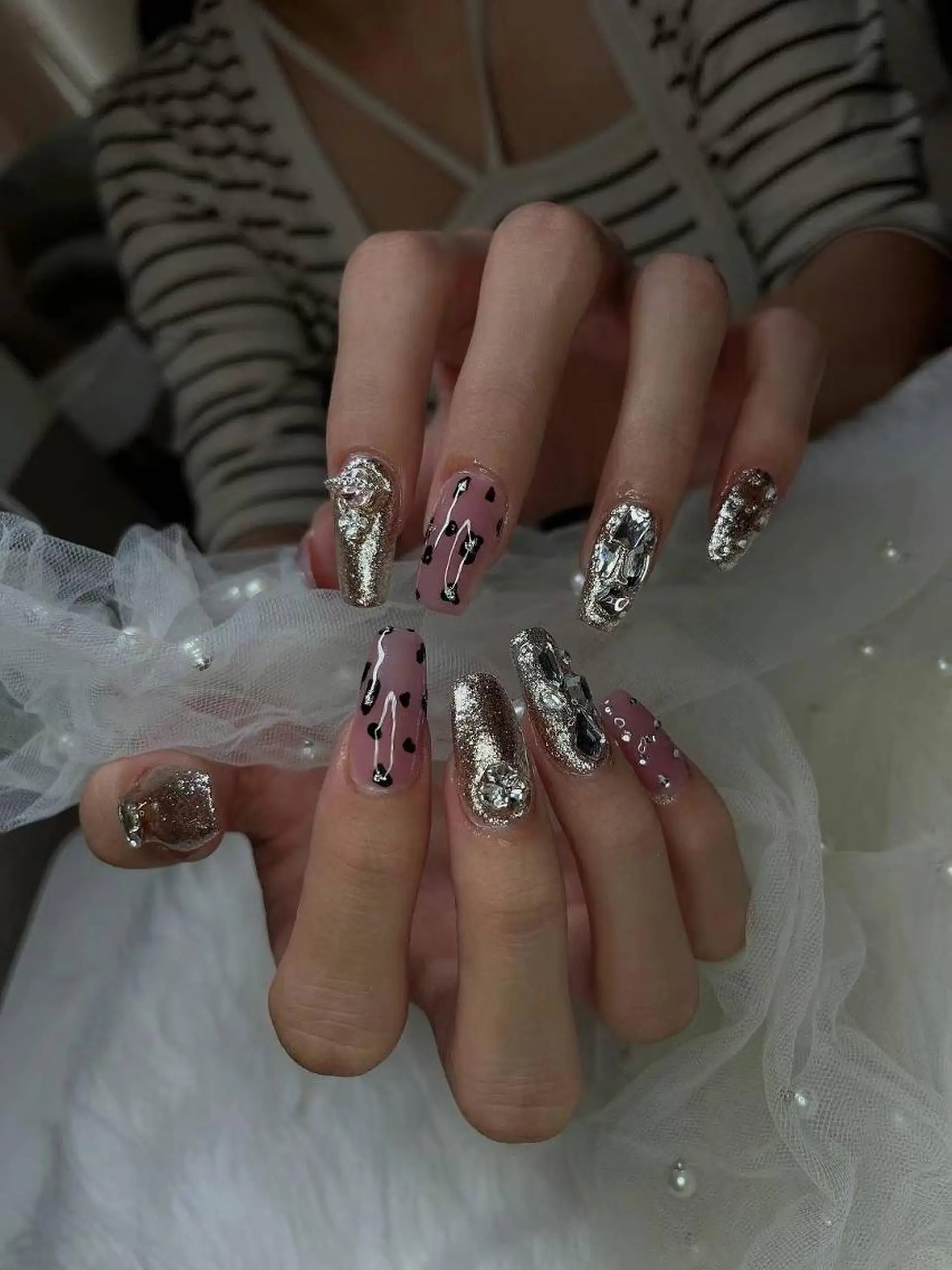 ネイル inf リエネイルサロンのネイルデザイン