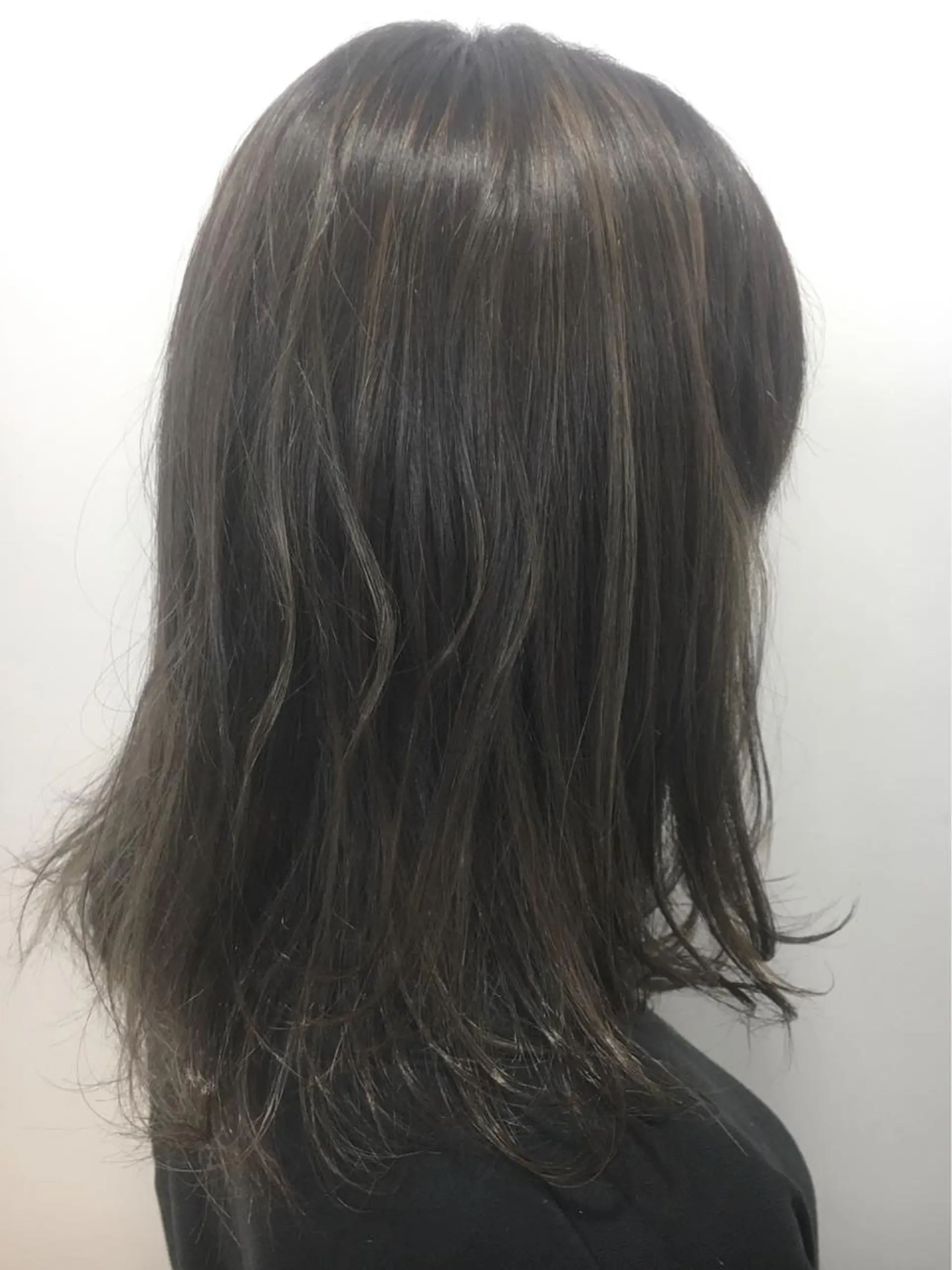 ミディアム ハイライト ヘアカラー 永井 大希のヘアスタイル