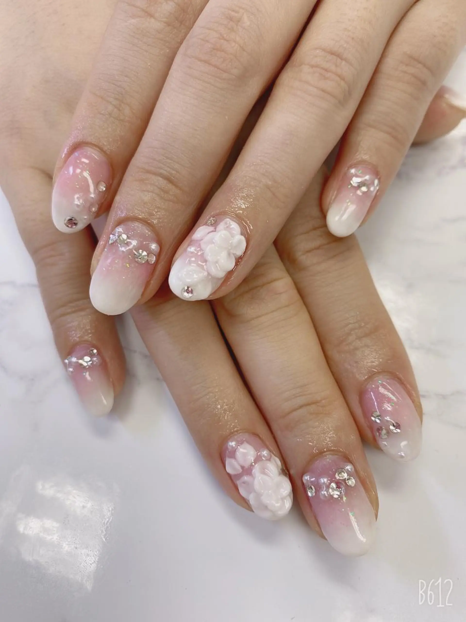 ショート ハンドネイル JNA認定講師🌸 RIEのネイルデザイン