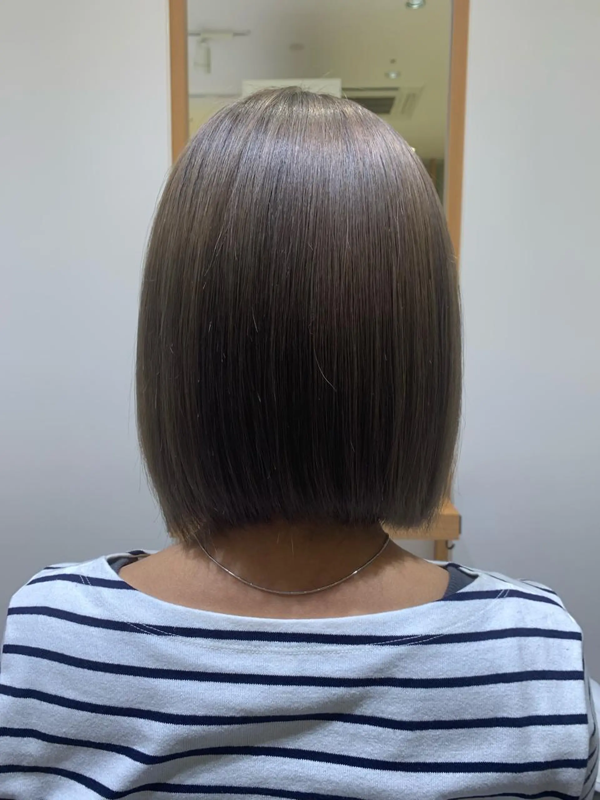 ミディアム カラー ベージュカラー ハイトーンカラー ハイトーンベージュ カット Hitotose代表 中島和樹のヘアスタイル