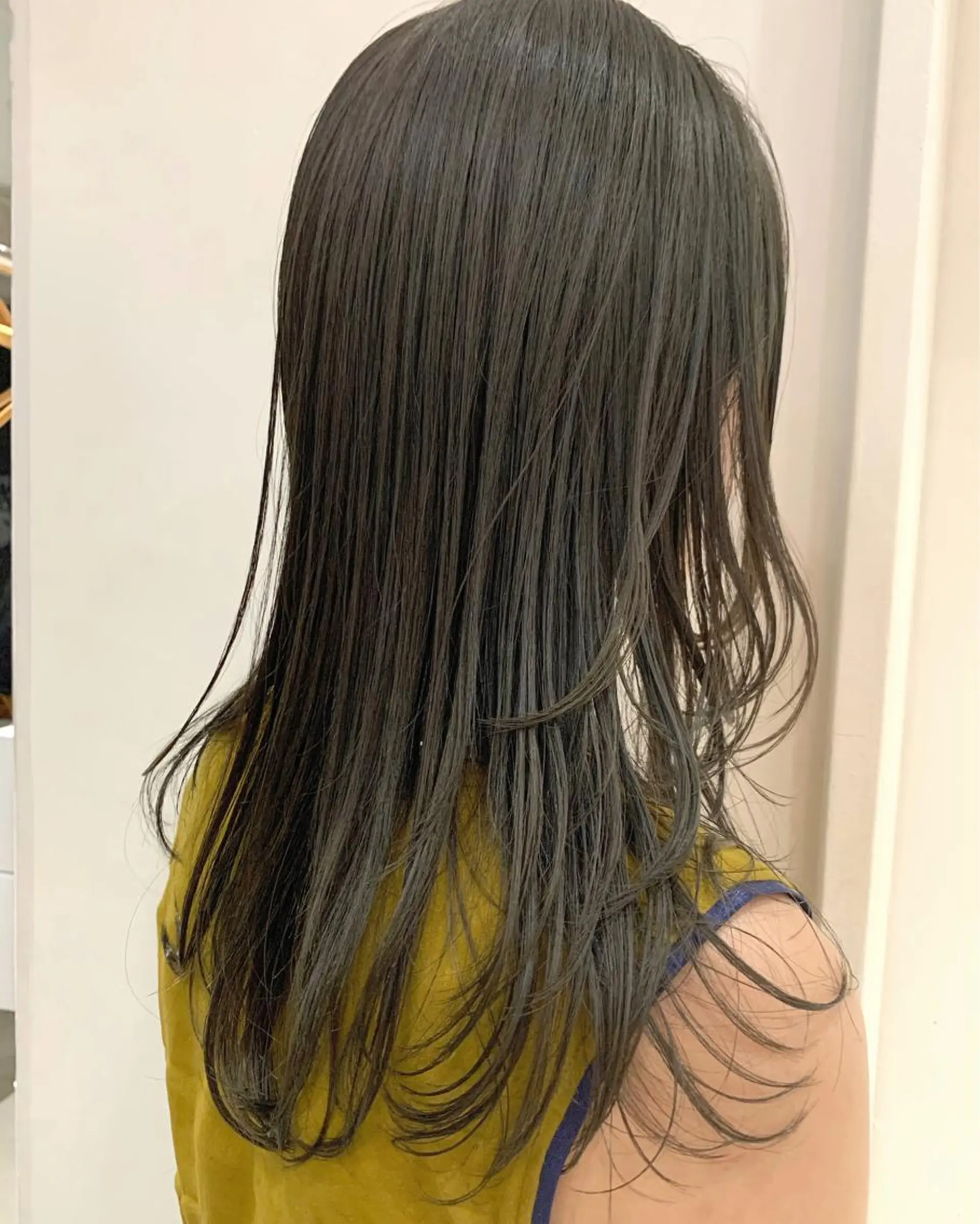 ロング カラー yurika☁️ 似合わせ｜レイヤーのヘアスタイル