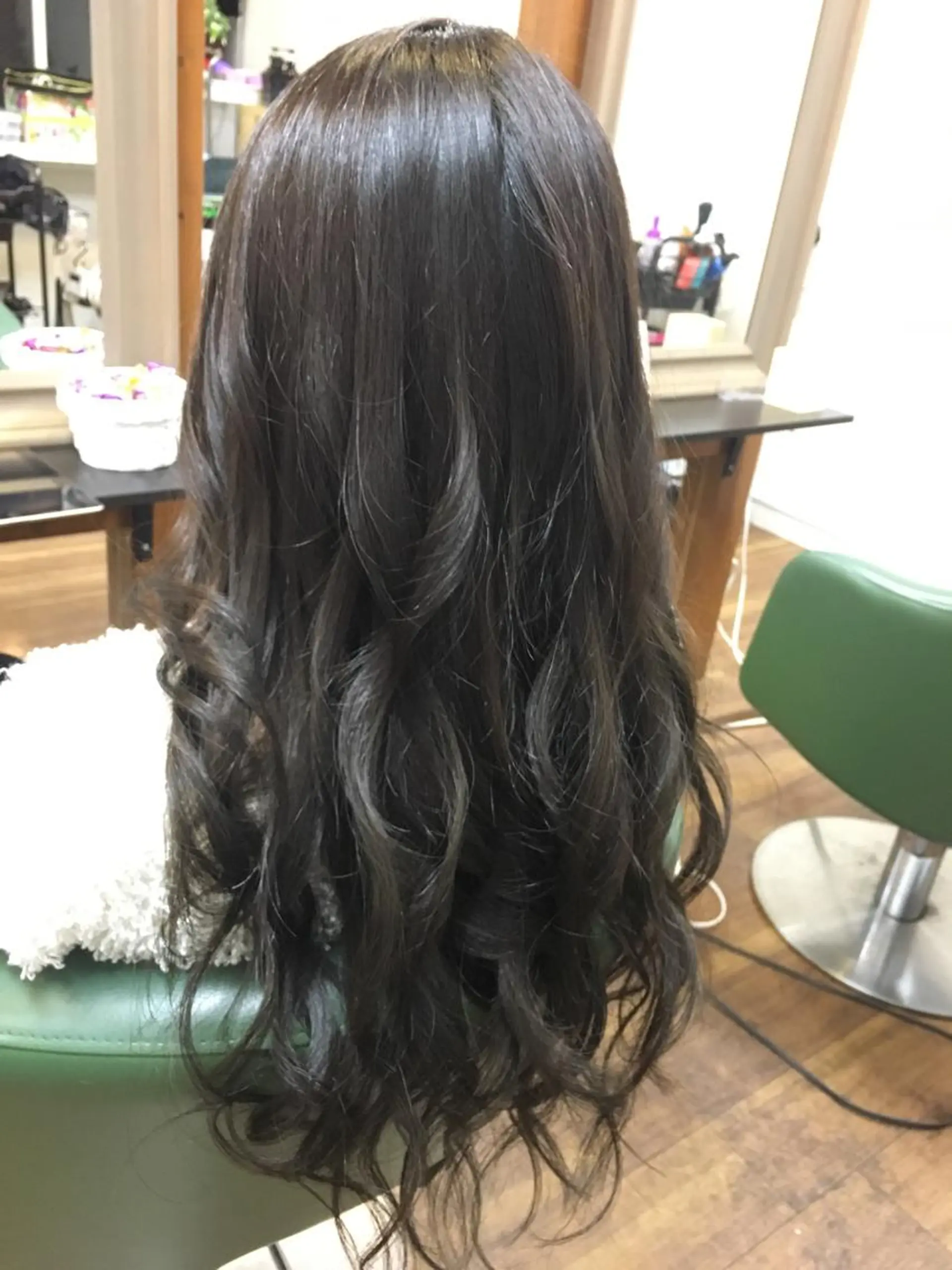 ロング カラー PALETTE(パレット)所属・SHIORI💜艶々 柔らかカラーへ💜のヘアスタイル