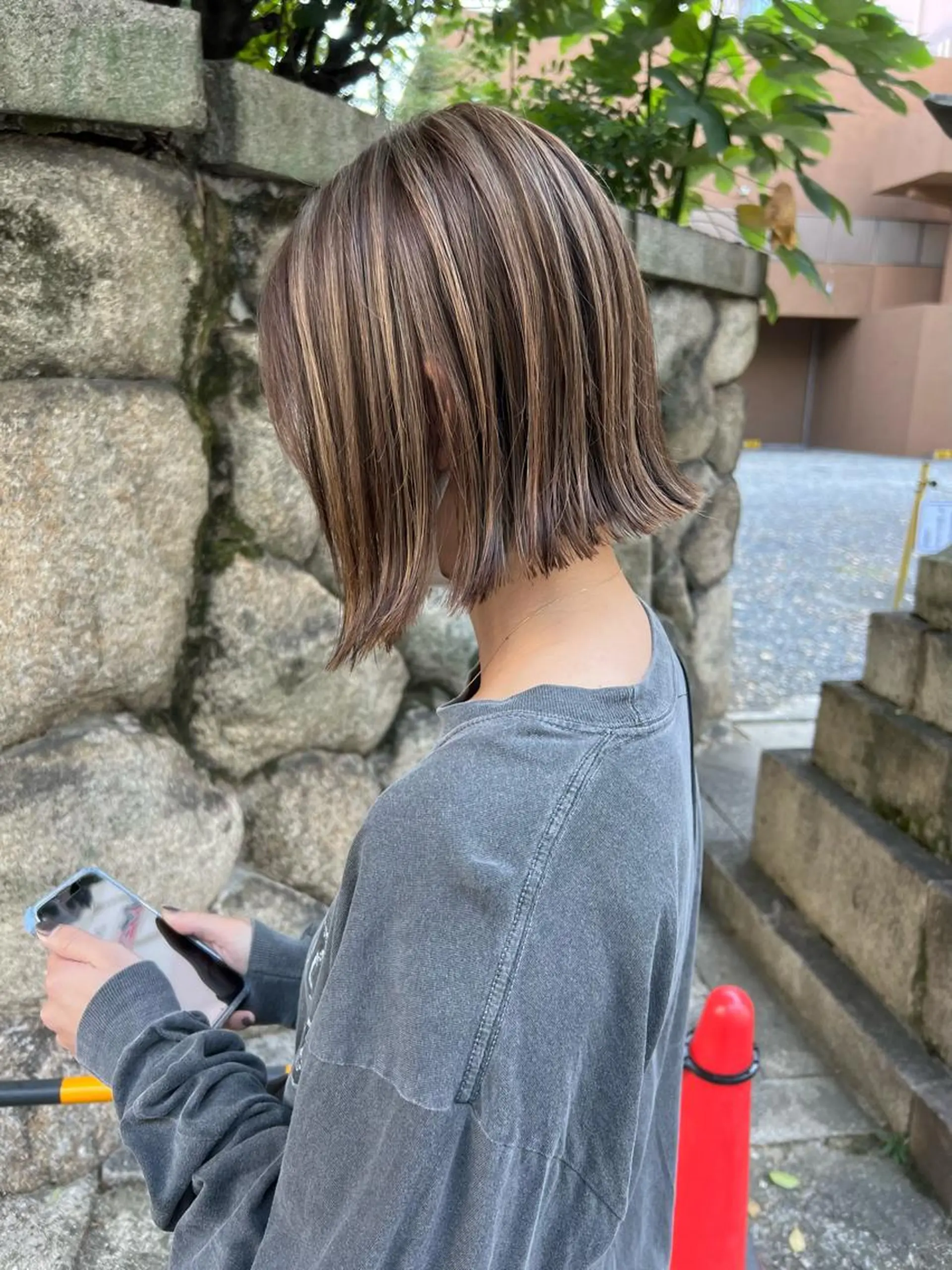 ショート ハイライト カット ヘアカラー ハイライトカラー MINAMIのヘアスタイル