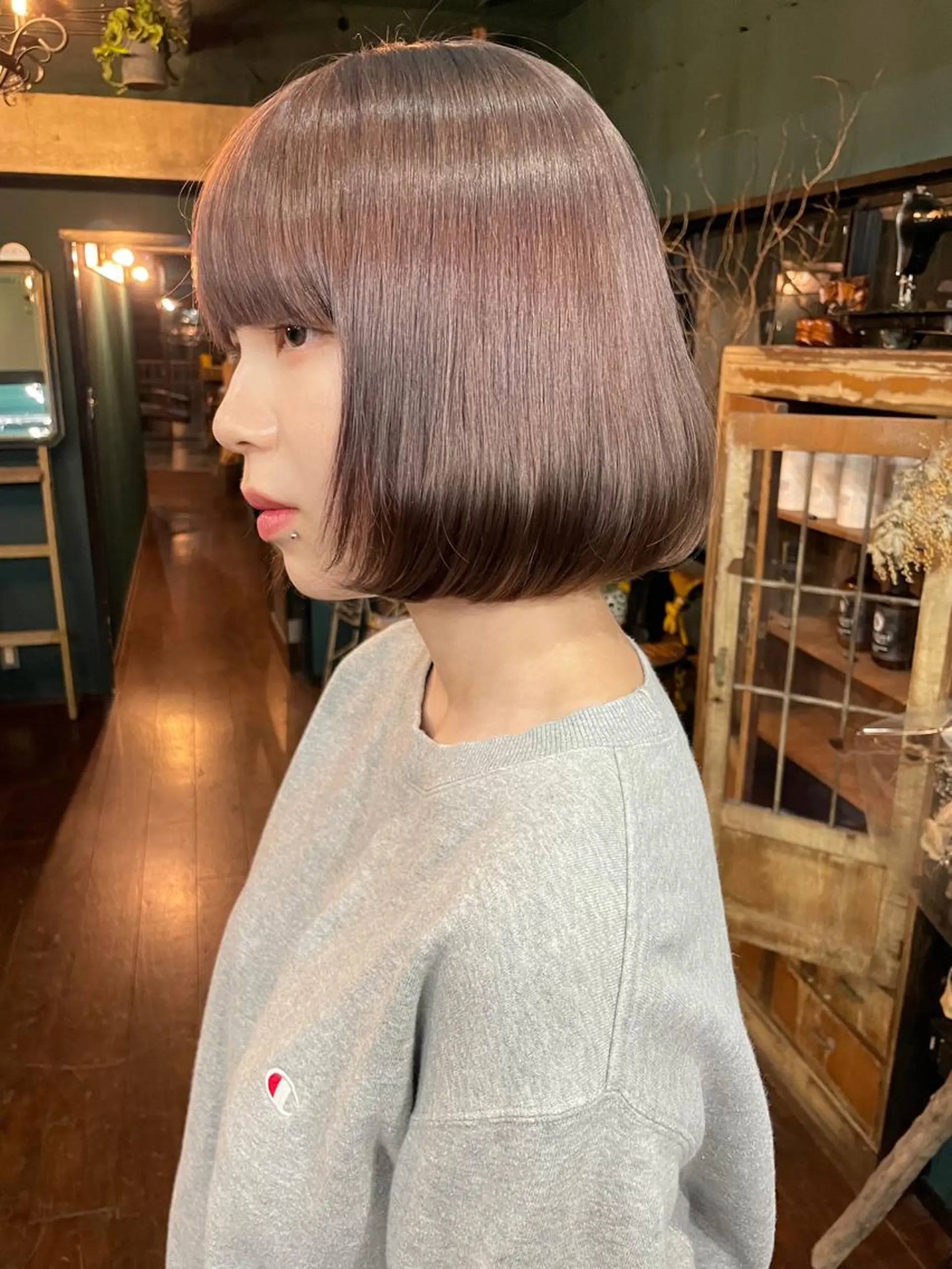 ミディアム カット ヘアカラー トリートメント vivre libre所属・vivre libreのヘアスタイル
