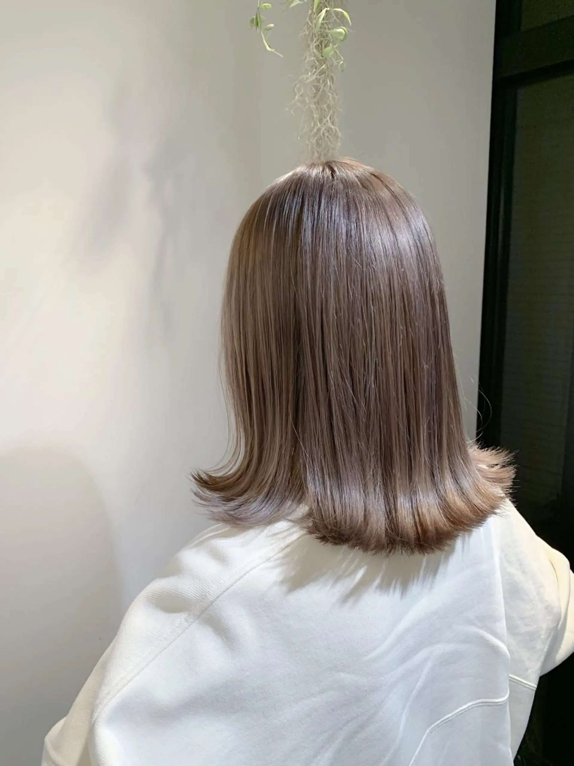 ミディアム カラー ベージュカラー ミルクティーベージュ DUMBO所属・【完全マンツー 恵比寿】佐藤 翔のヘアスタイル