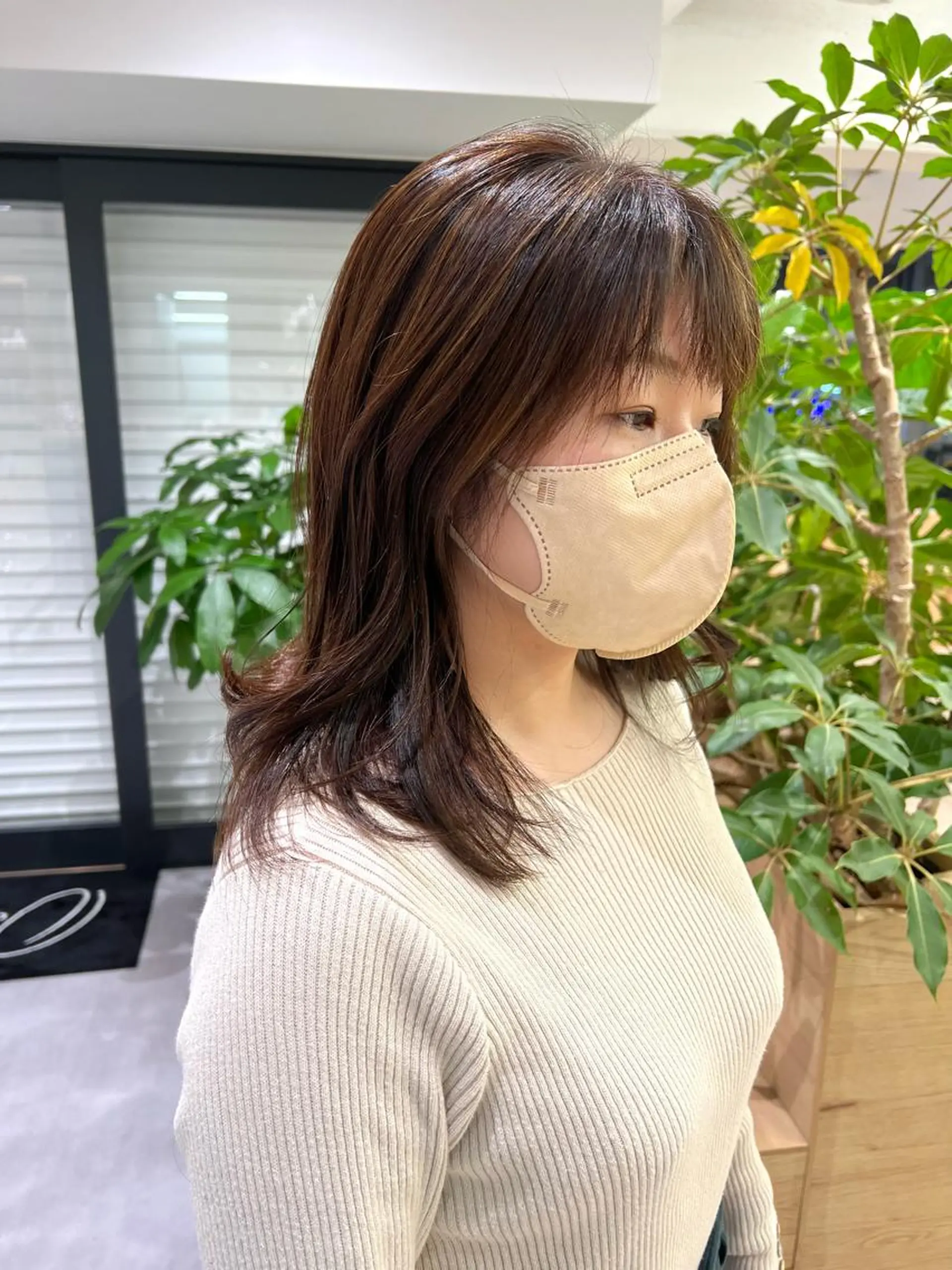 セミロング カラー ハイライトカラー ハイライト 田中 愛梨のヘアスタイル