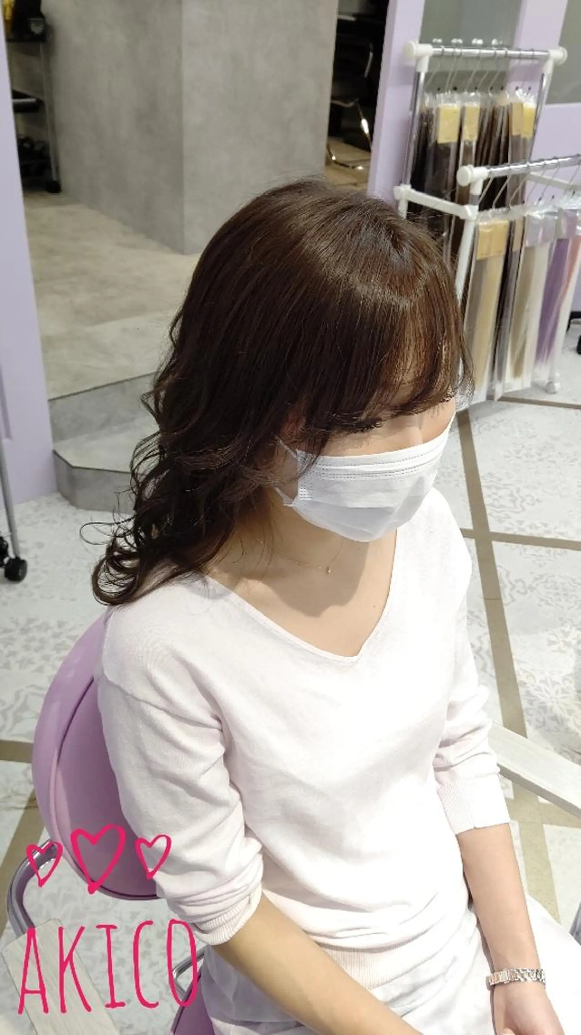 セミロング カラー イルミナカラー LUXBE GALLERY なんば駅前店所属・ラックスビーギャラリ ー AKICOのヘアスタイル