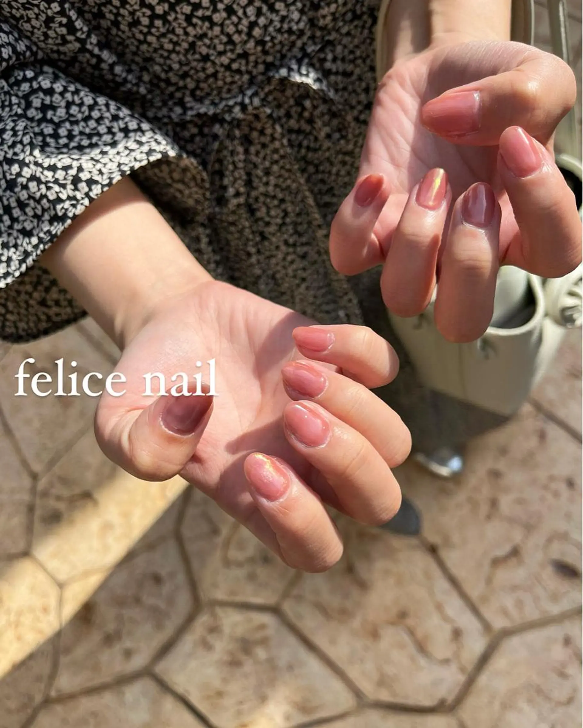 ネイル オーロラネイル ワンカラーネイル felice nailのネイルデザイン