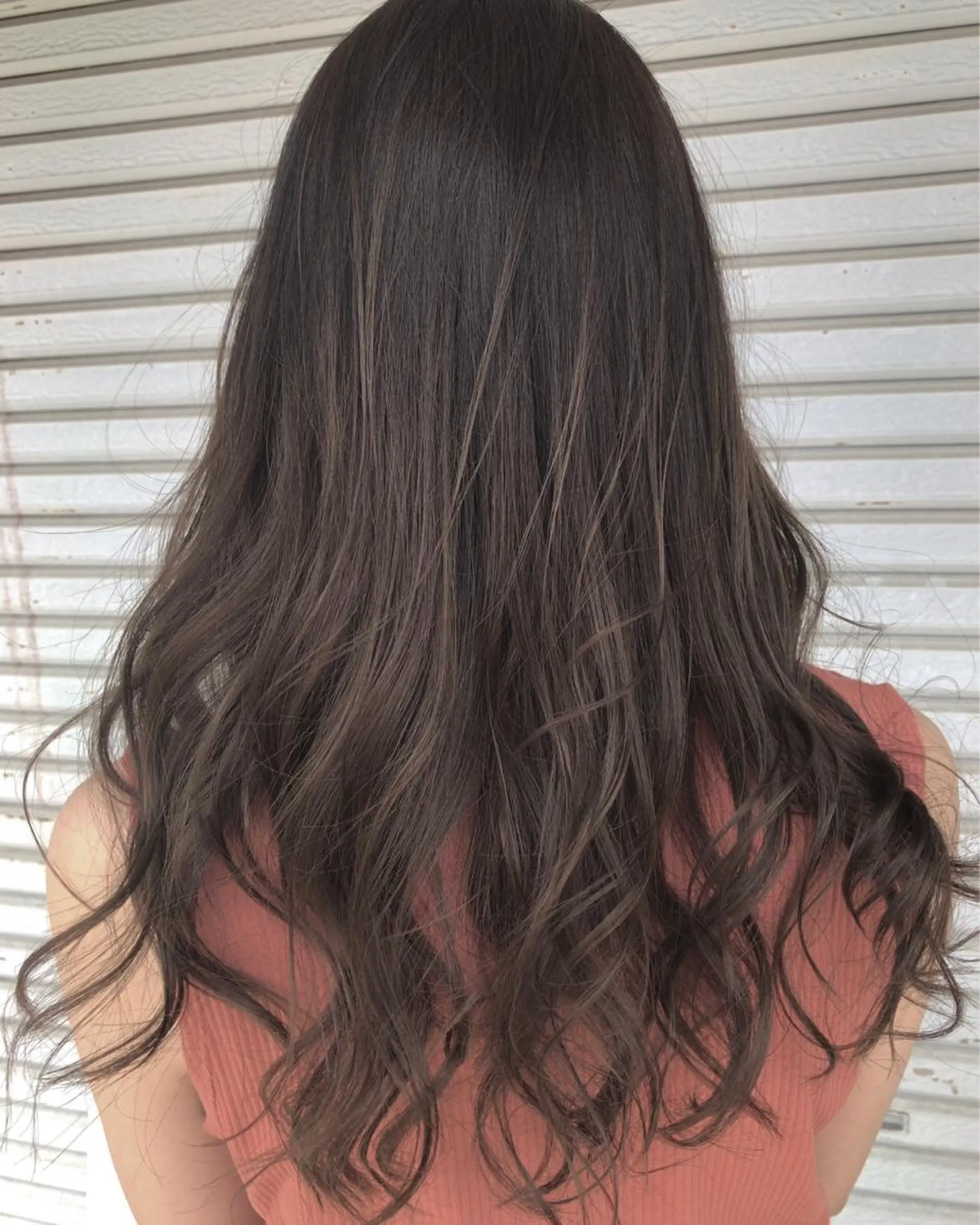 セミロング カラー レイヤーカット匠 イソザキノリユキのヘアスタイル