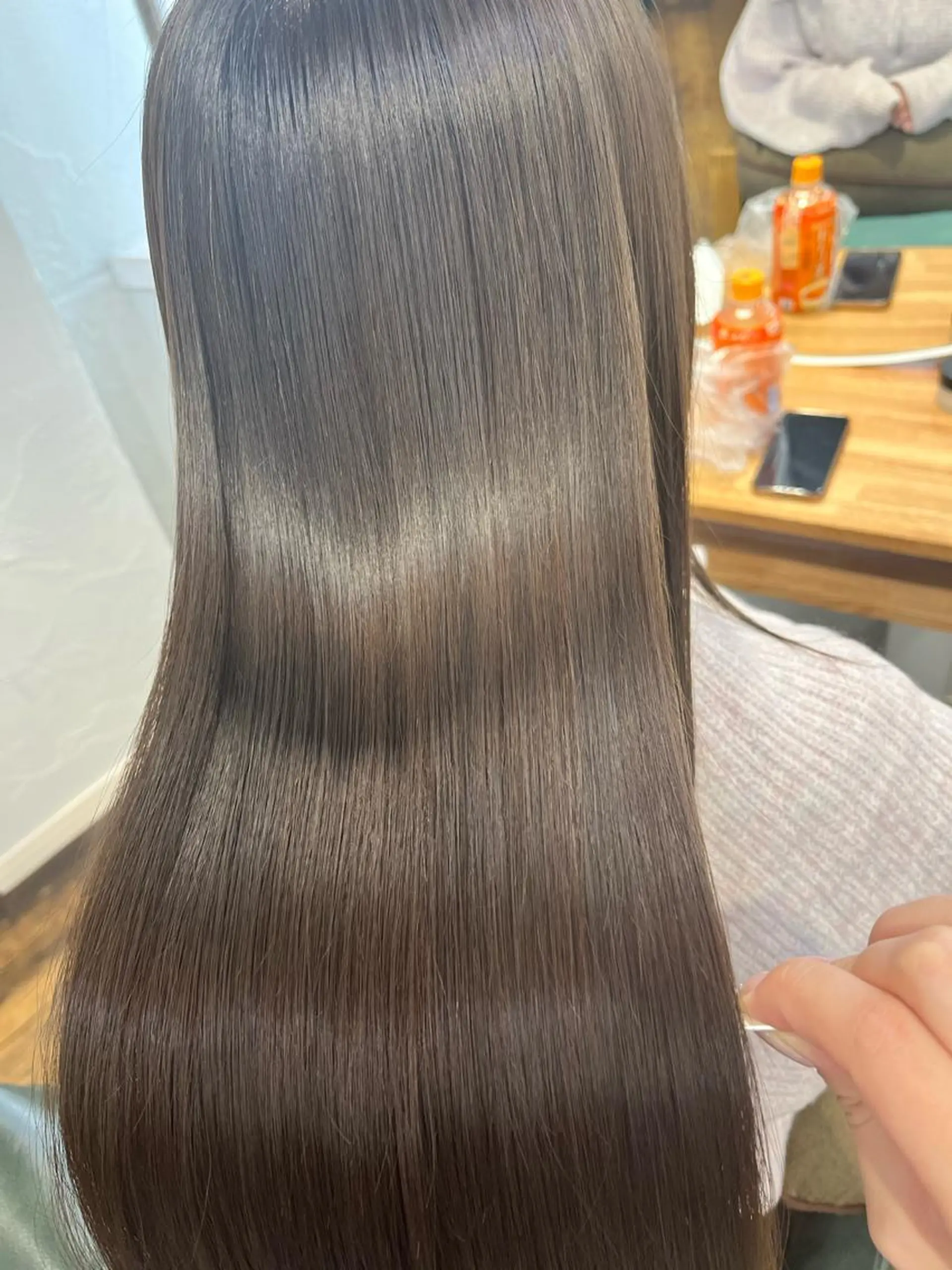 ロング パーマ 縮毛矯正 トリートメント ツチダ カホのヘアスタイル