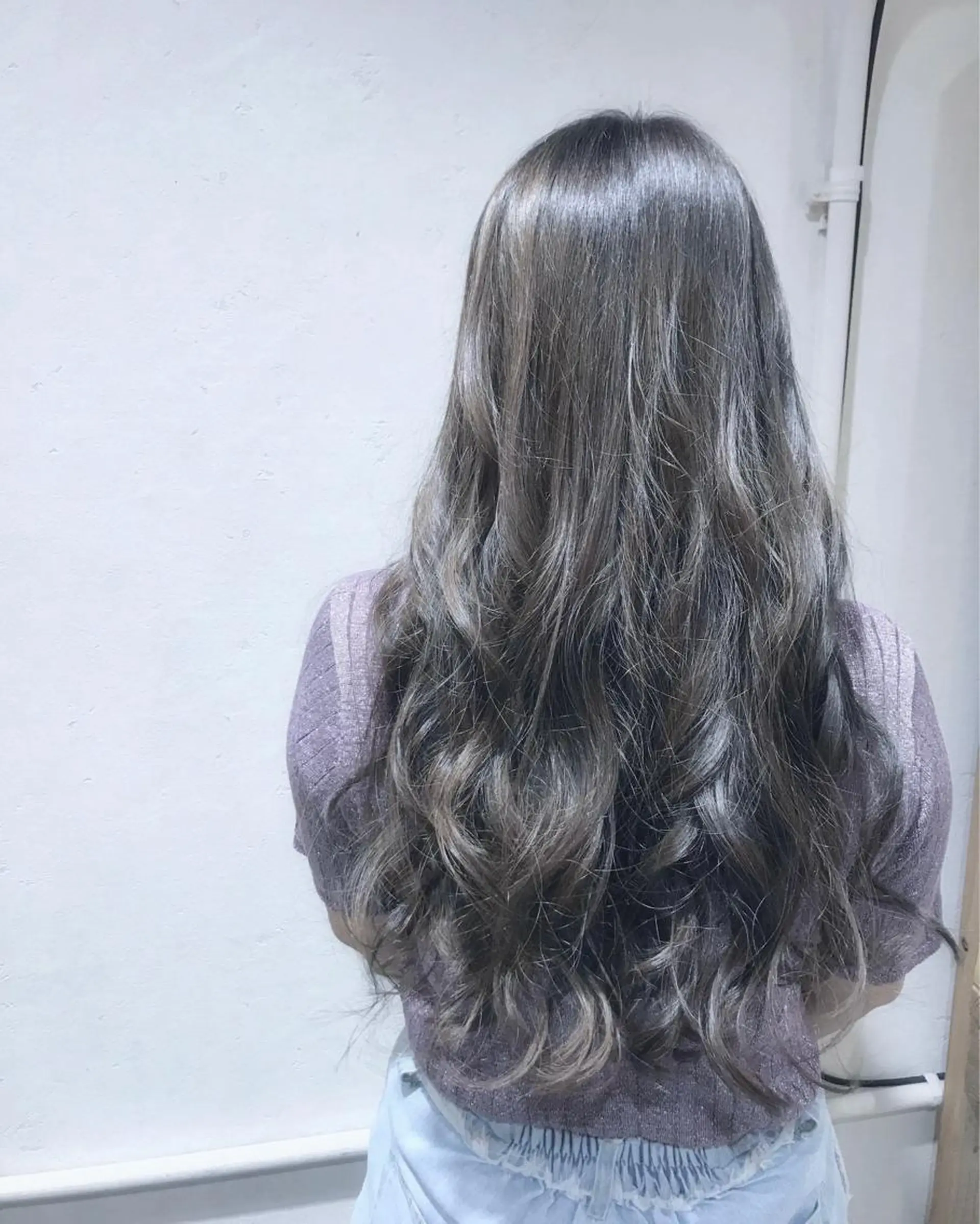 ロング カラー パーマ ヘアアレンジ アディクシーカラー グレージュ filo byFeria渋谷所属・縮毛矯正/美髪 髪質改善/石田幸輔のヘアスタイル
