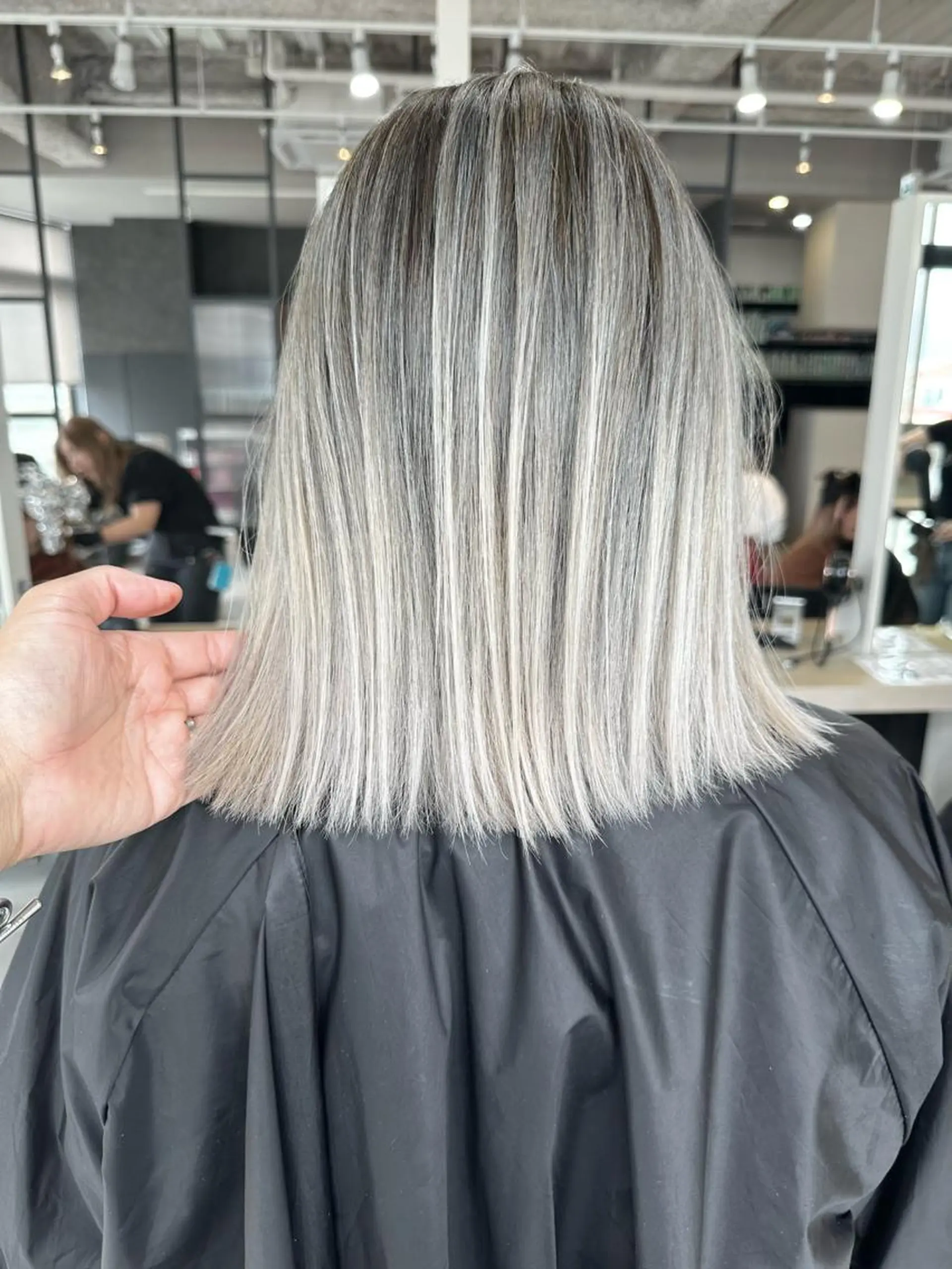 ミディアム カラー パーマ ヘアカラー トリートメント 井上 一平のヘアスタイル
