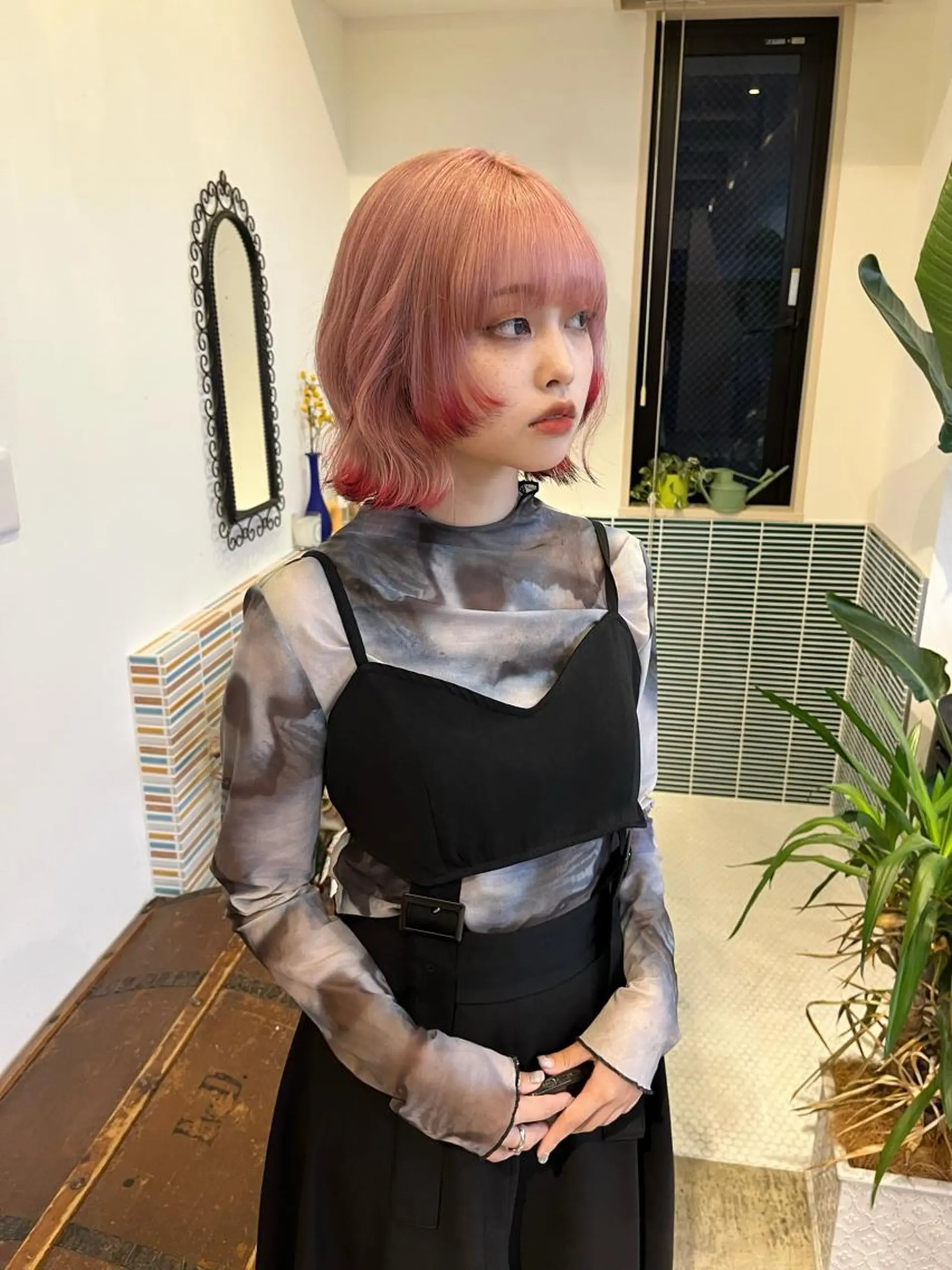 ミディアム カラー ベージュカラー ブリーチ ピンクカラー ピンクベージュ ヘアカラー トリートメント 🩷ハイトーン透明感 レイヤー🩷ユリカのヘアスタイル