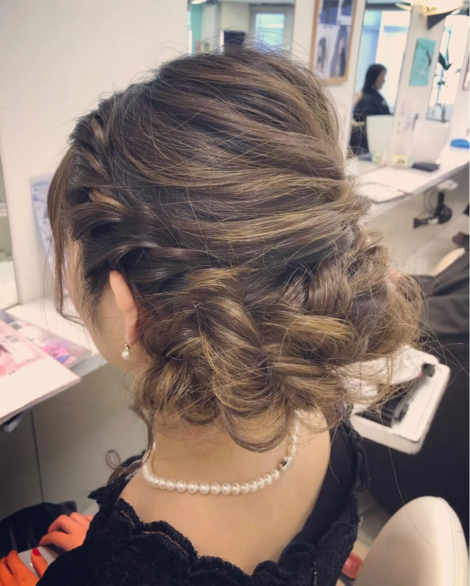 ロング カラー ヘアアレンジ 艶髪ハイトーンカラー 💘kazueのヘアスタイル