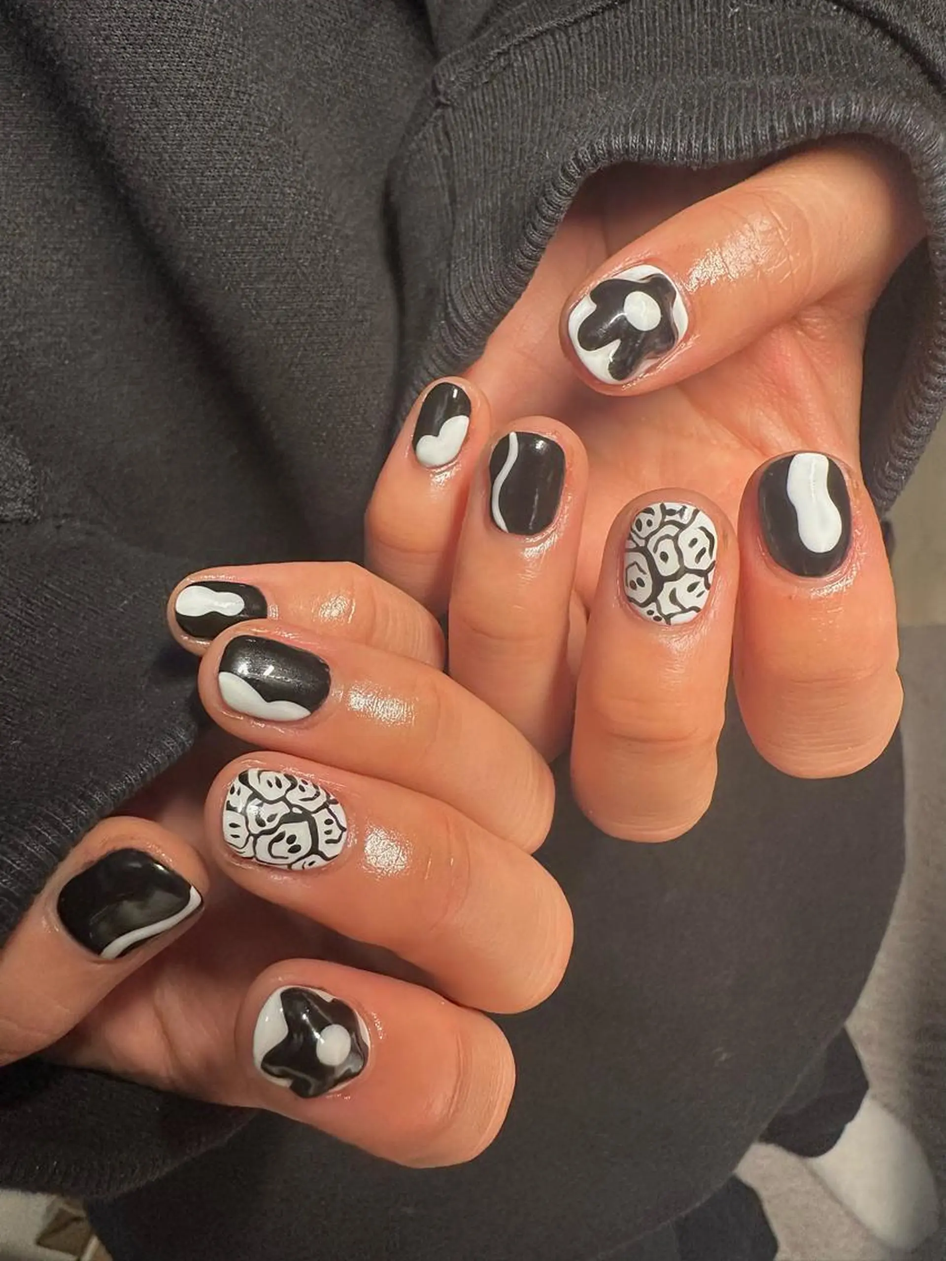 ネイル ハンドネイル フットネイル Pretzels🥨 【プレッツェル】ミウのネイルデザイン