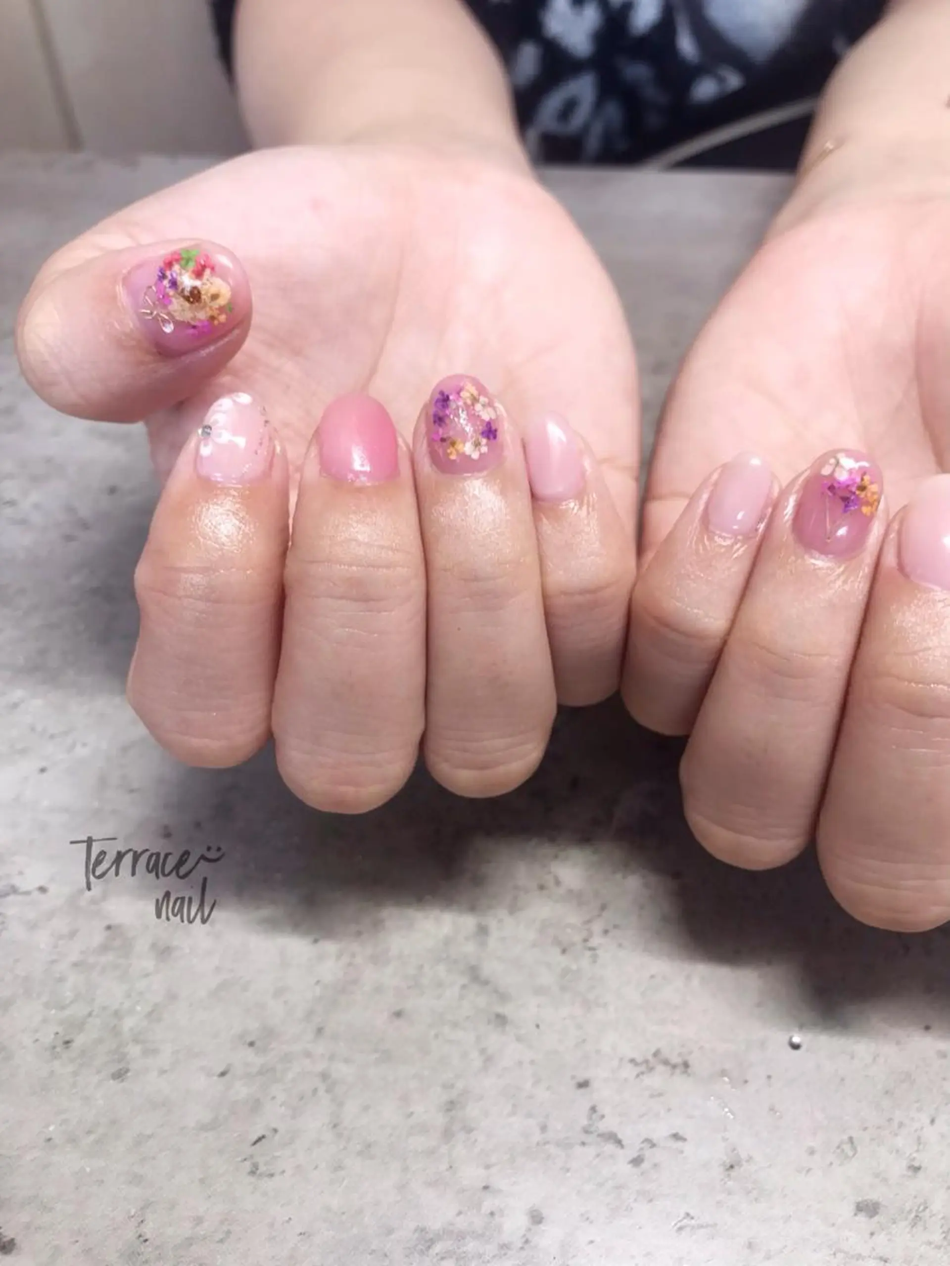 ネイル KAMINO CHIKAのネイルデザイン