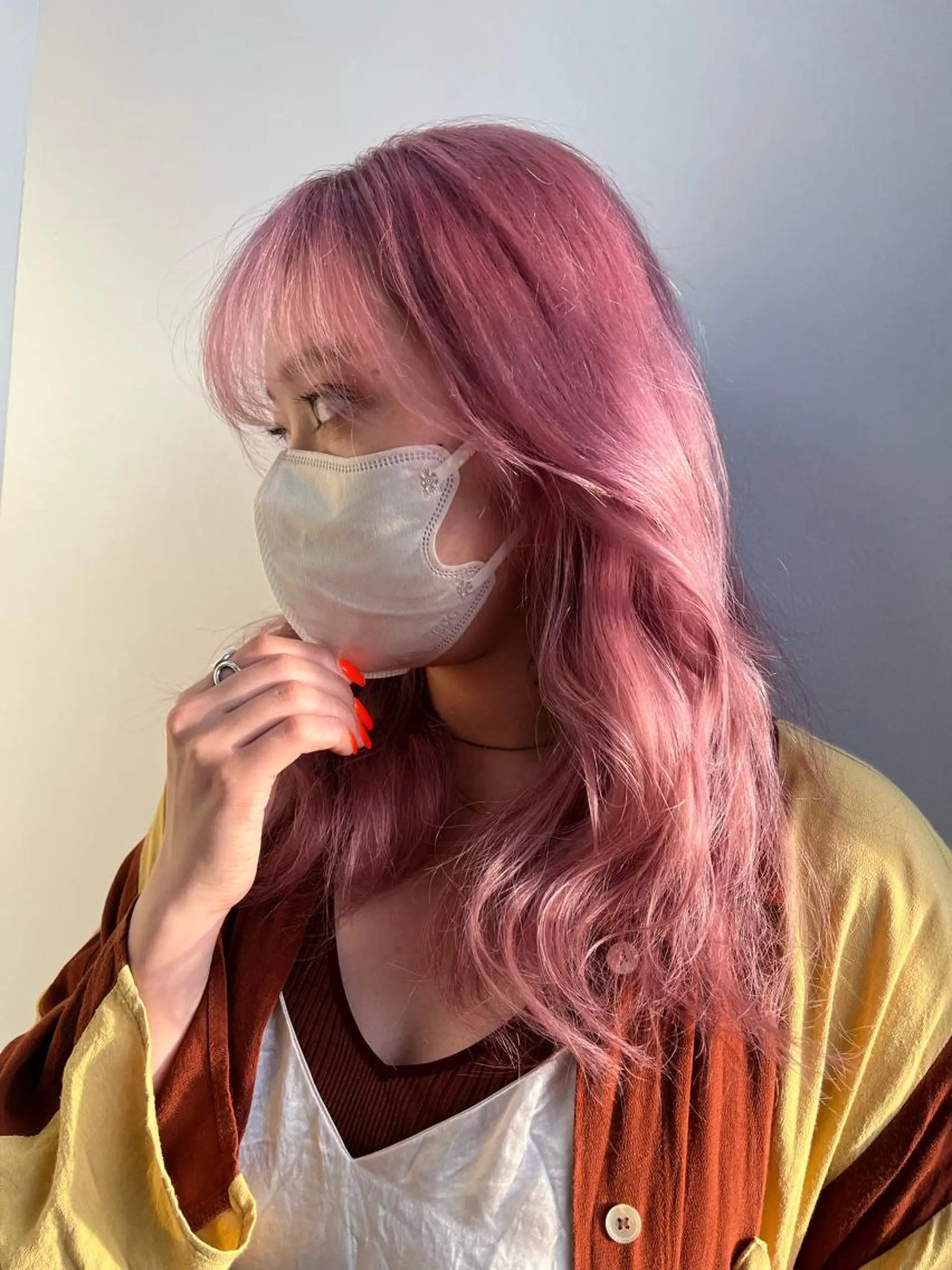 セミロング カラー タカノ ノゾミのヘアスタイル