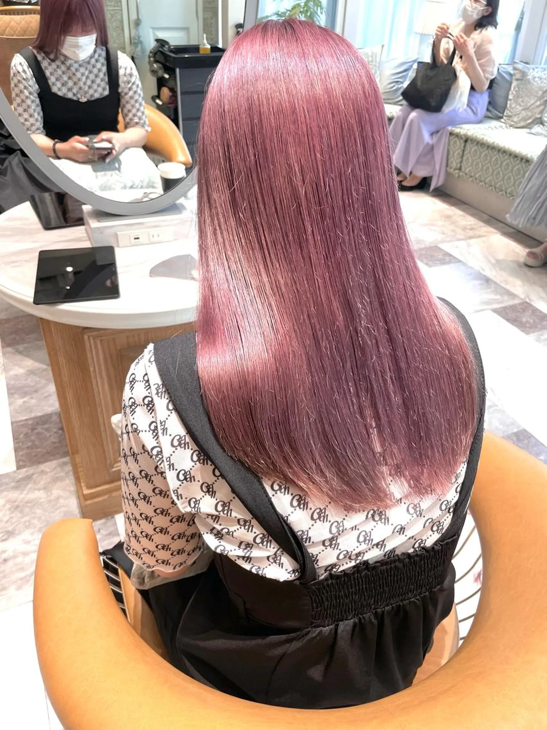 ロング カラー バレイヤージュ ブリーチ ケアブリーチ ダブルカラー グラデーションカラー ミルクティー 特化🌈渡辺隼也のヘアスタイル