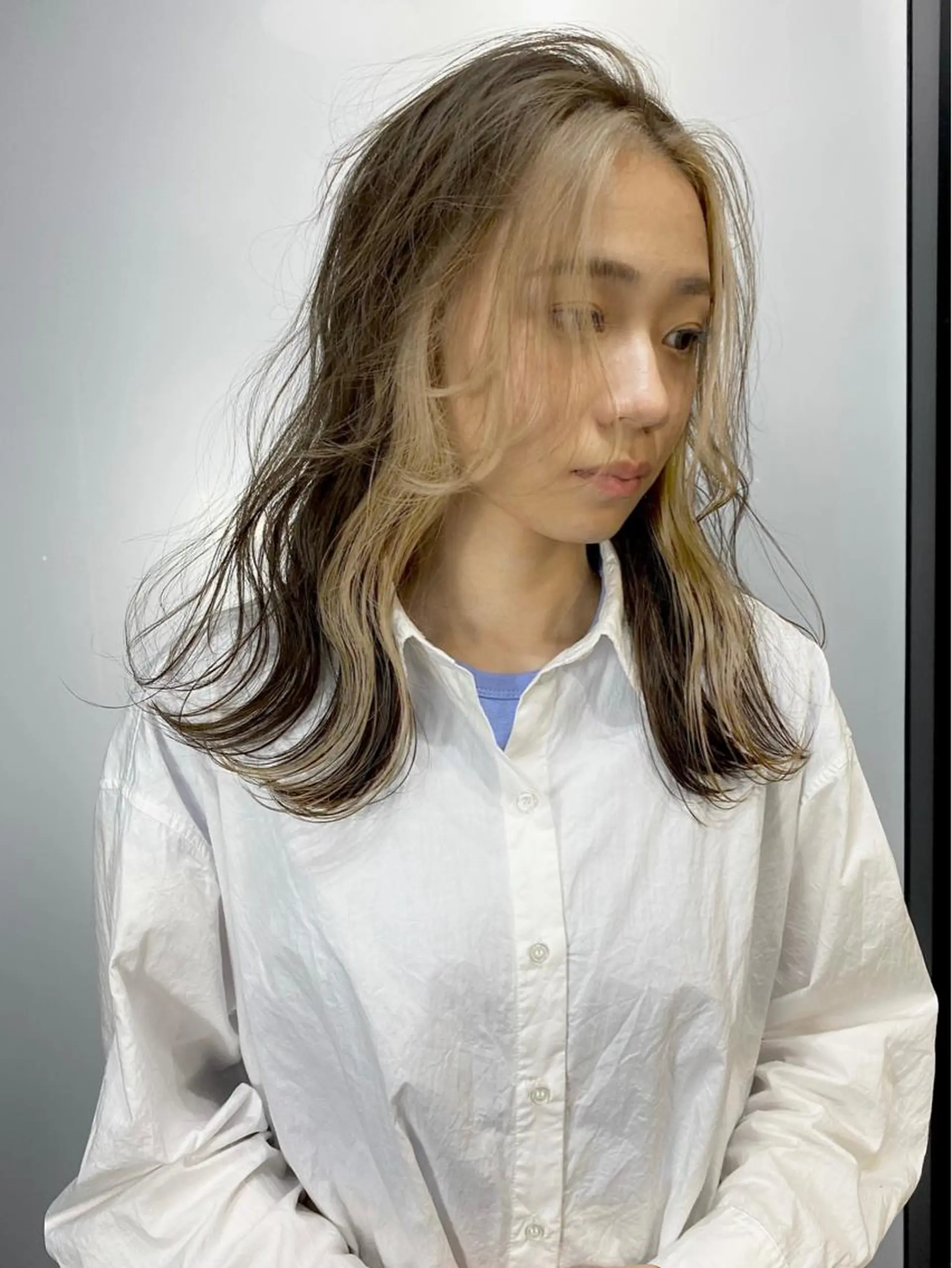 セミロング カラー ミストバング ベージュカラー  フェイスフレーミング ホワイトベージュ Piaコータロー ハイトーン&‪ボブのヘアスタイル