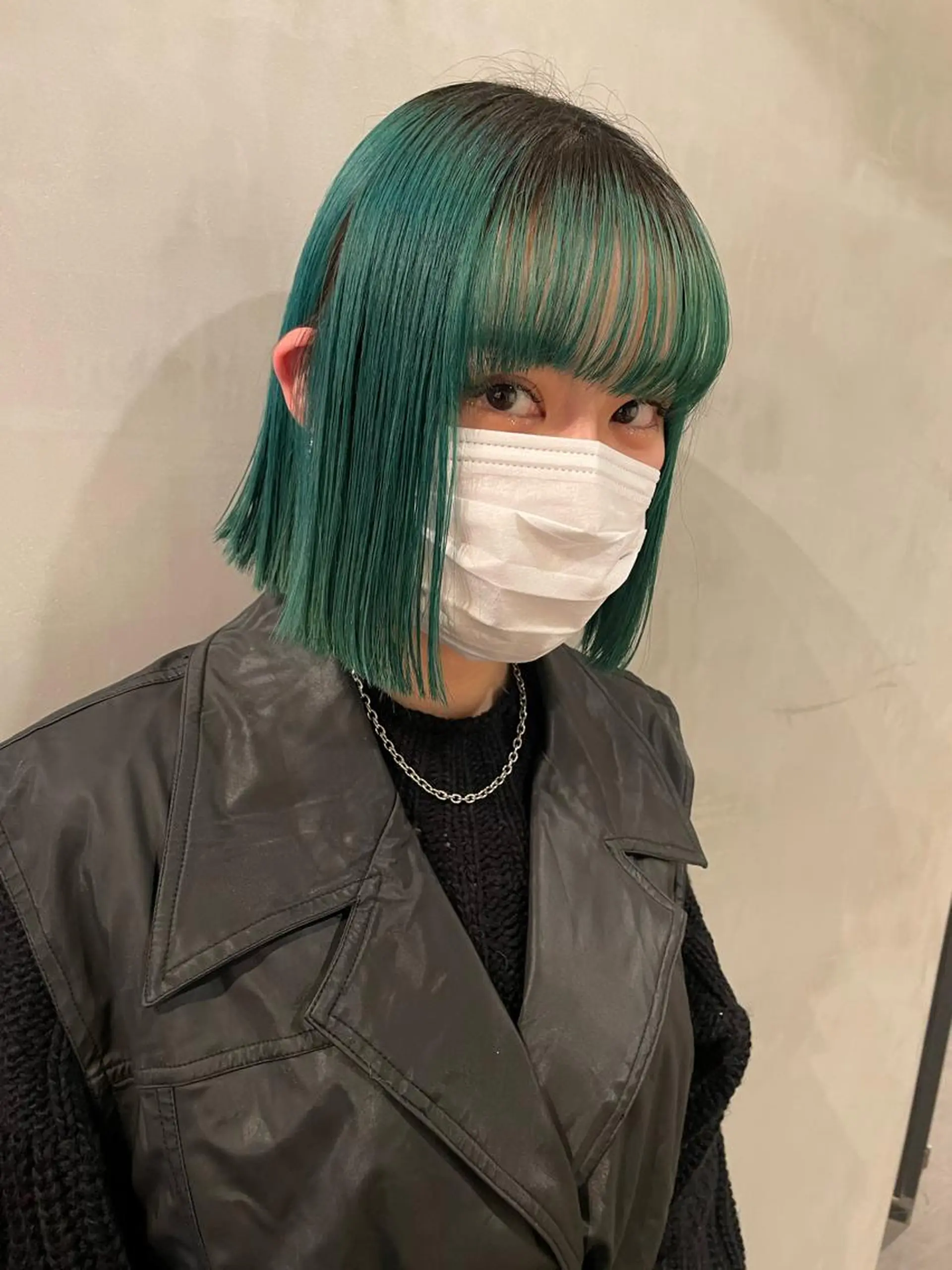 ミディアム カラー ヘアカラー トリートメント 優 作のヘアスタイル