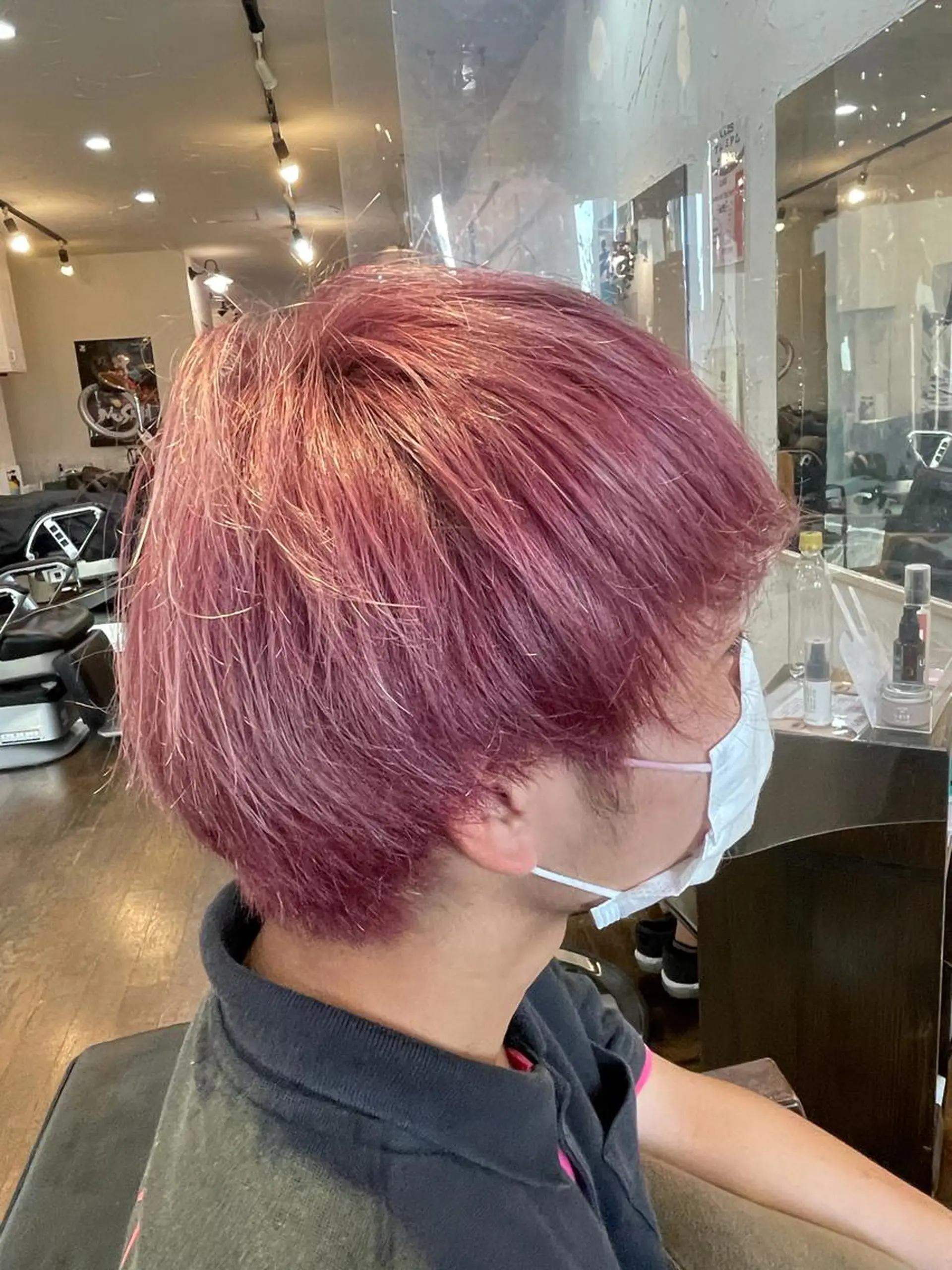 メンズ メンズブリーチ ヘアカラー 梶田 楓子のマツエク・マツパデザイン
