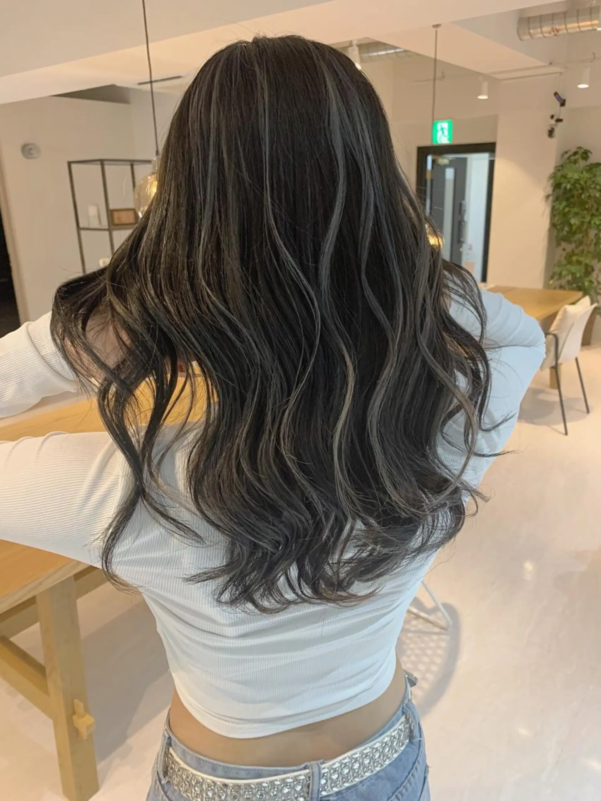 ロング カラー カット ヘアカラー トリートメント schon 仙台のヘアスタイル