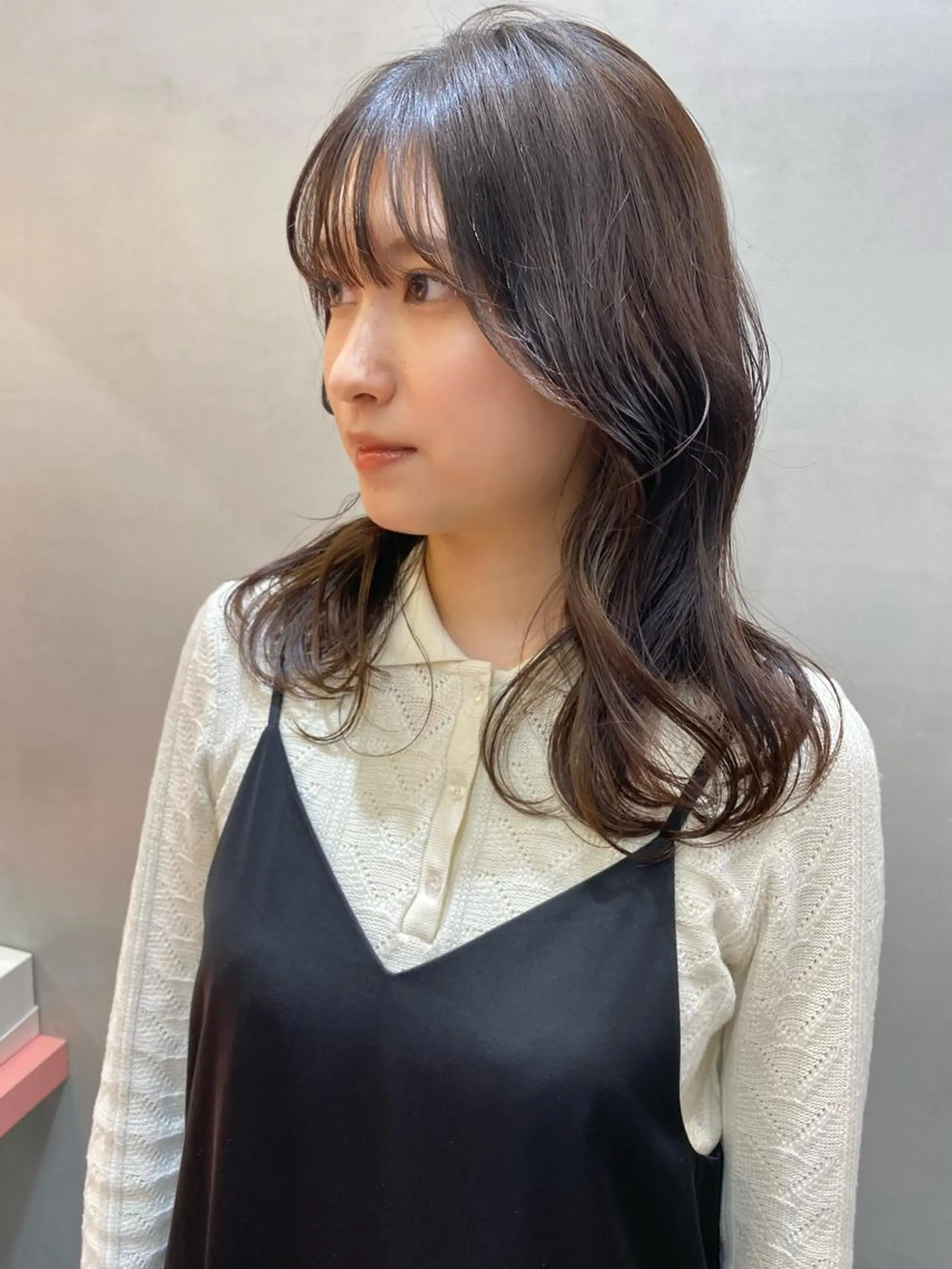 セミロング カラー カット ヘアカラー トリートメント 韓国ヘア/レイヤー/ 縮毛矯正🫧伊勢のヘアスタイル