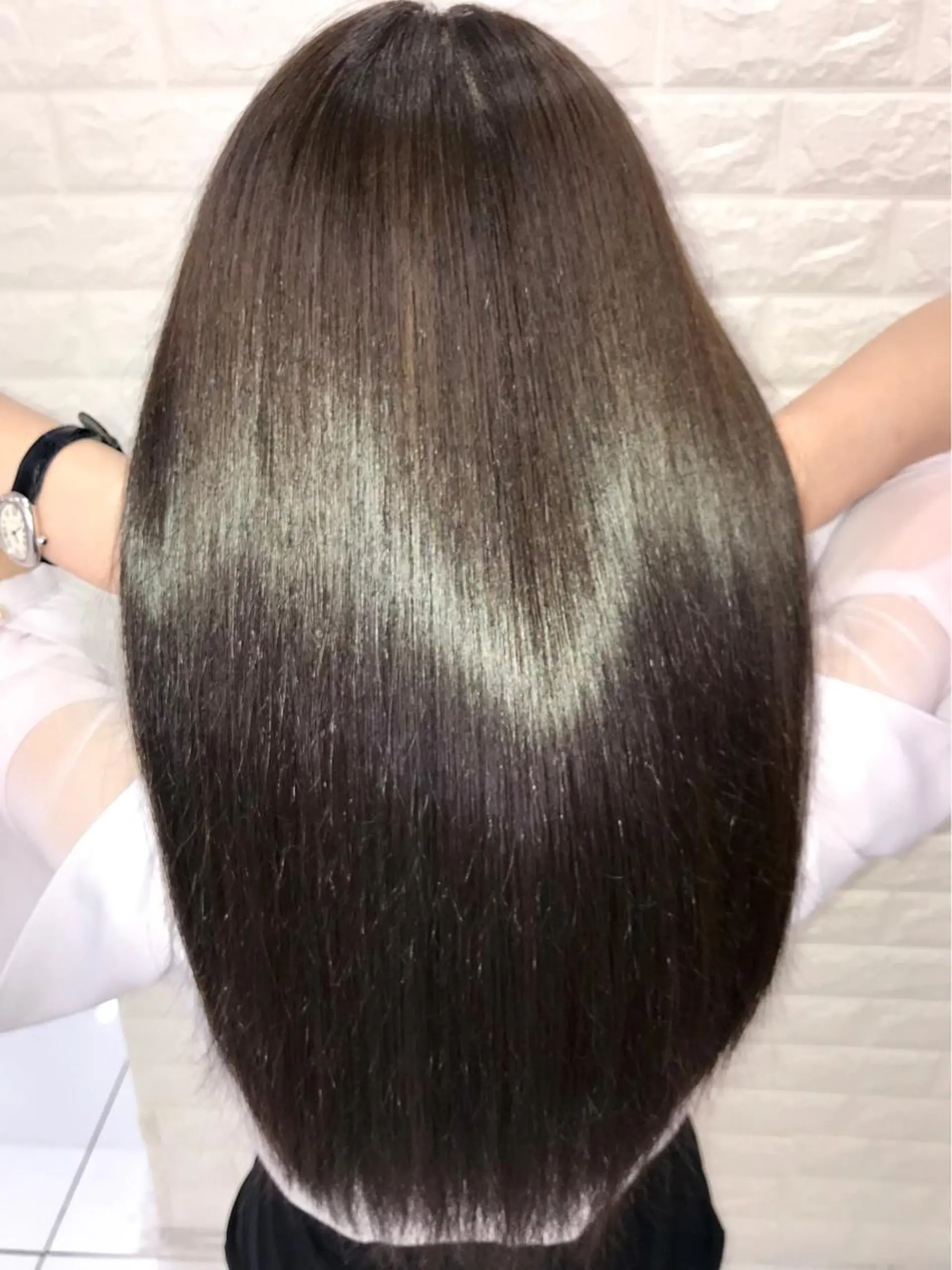ロング 髪質改善 トリートメント 20代半ば上質なへア ケア 髪質改善 大西のヘアスタイル