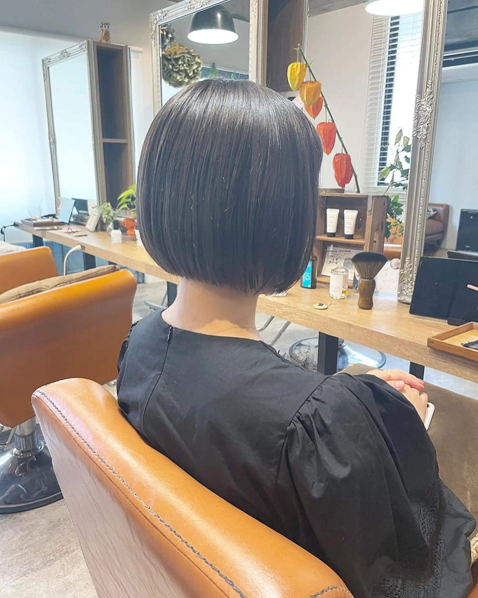 ショート ボブ カット ヘッドスパ HARE 川崎晴佳のヘアスタイル