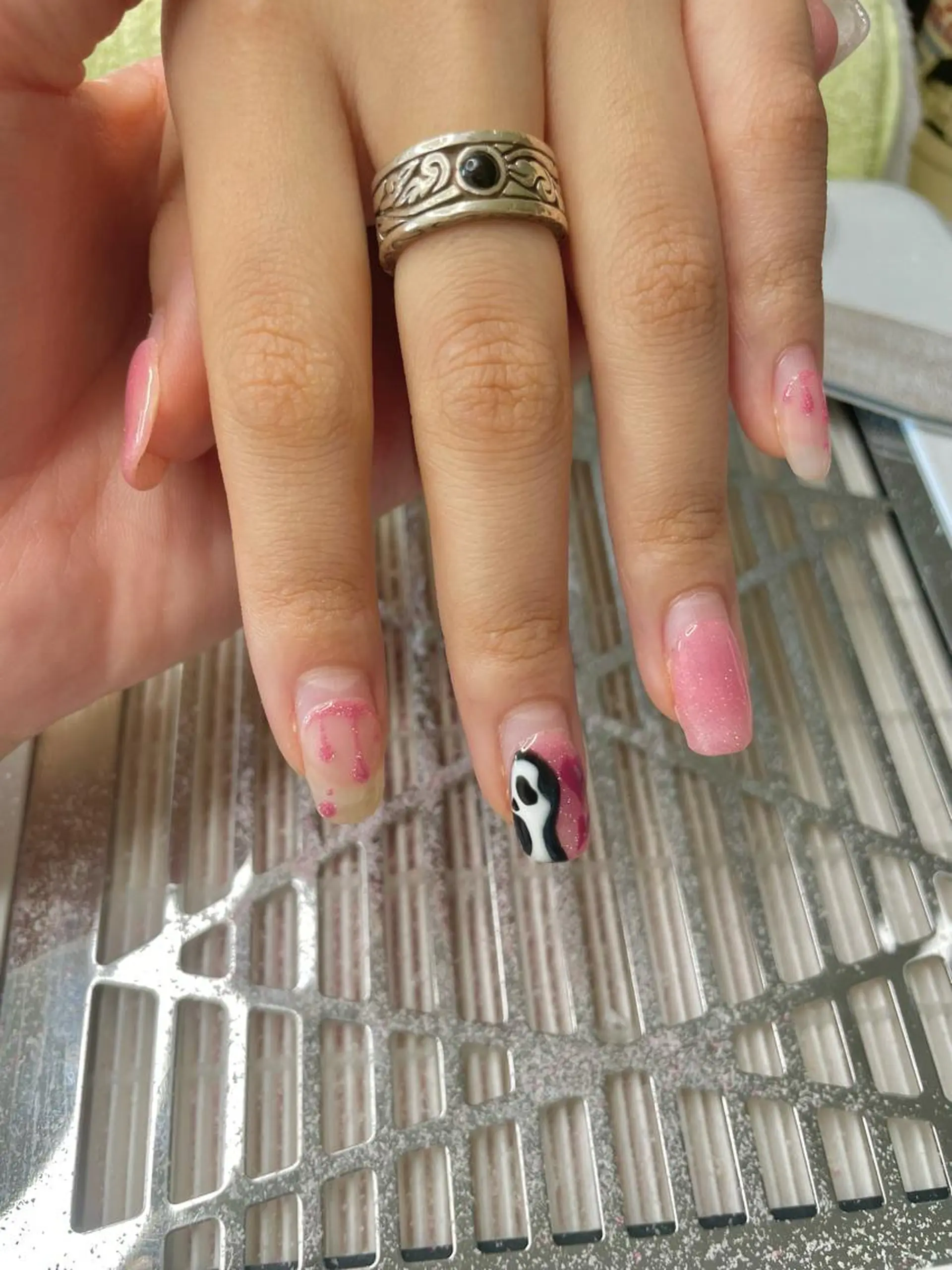 ネイル フラッシュネイル 氷ネイル・うるうるネイル マグネットネイル ニュアンスネイル ワンホンネイル Ri-e's nailのネイルデザイン