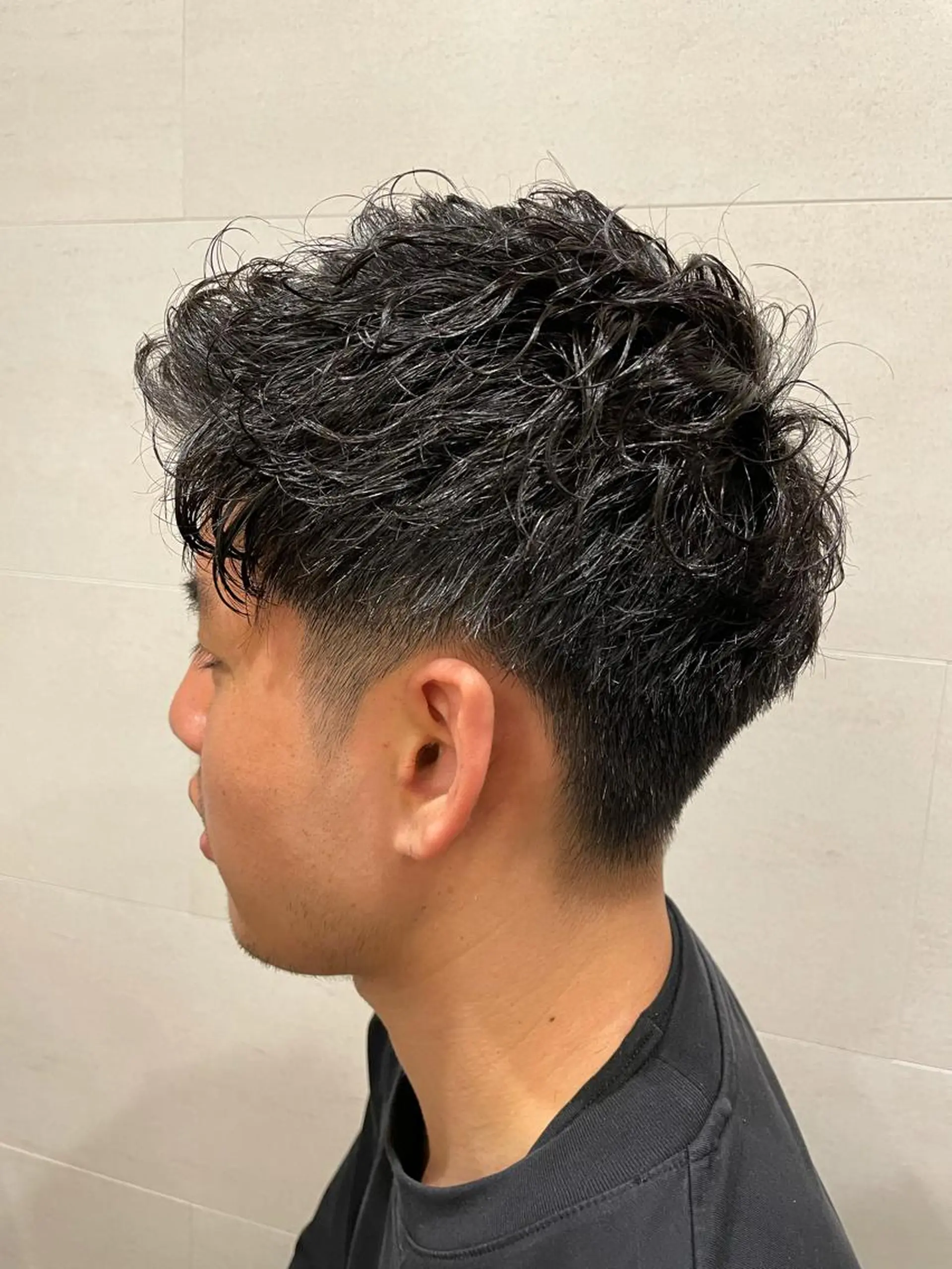 ショート メンズ アップバング ツーブロック ショートヘア Graceful BarBer platinum所属・無料メンズカット💈 遠山泰輝のヘアスタイル