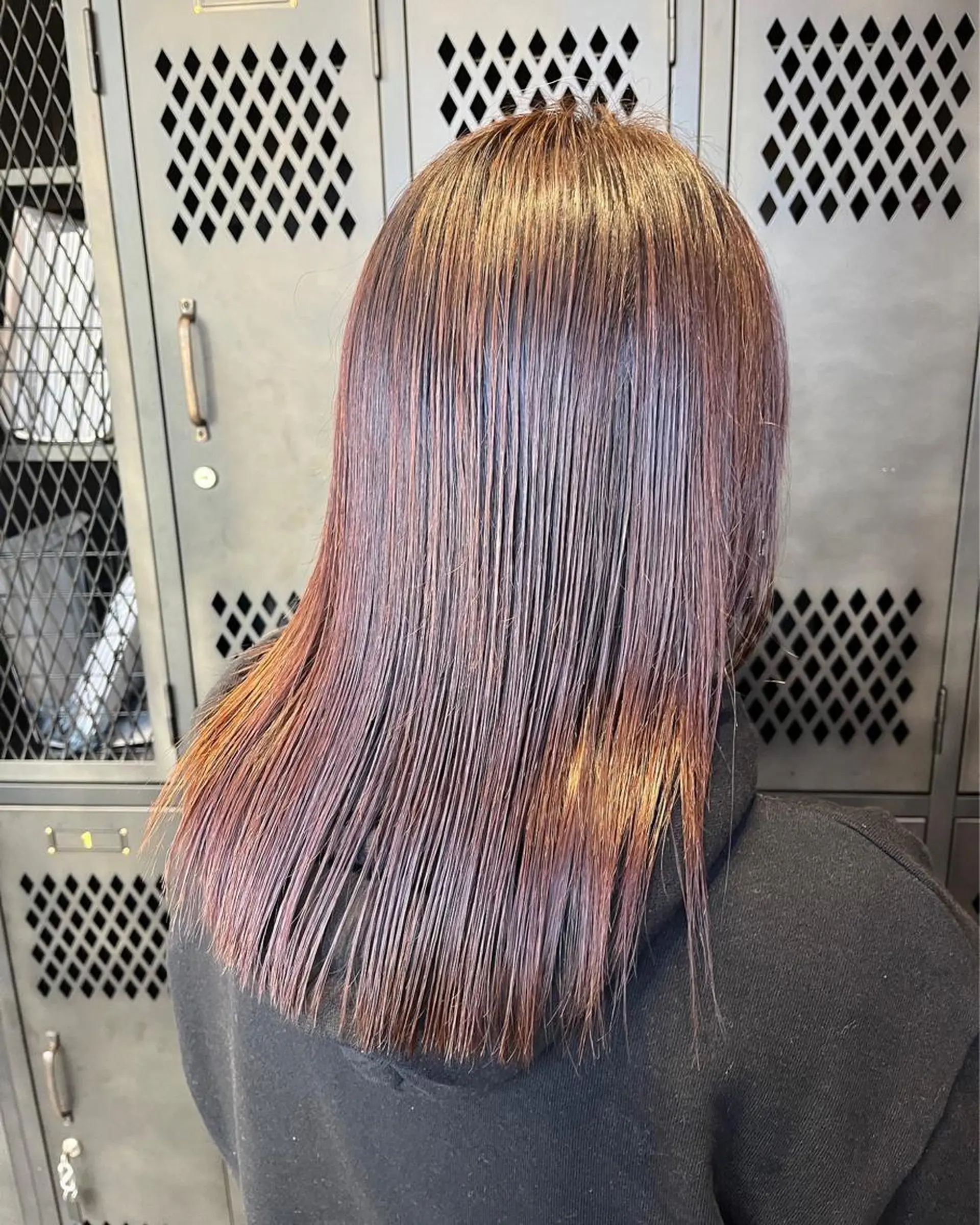 セミロング カラー パーマ ヘアアレンジ メンズ キッズ ネイル マツエク・マツパ アイブロウ メンズブリーチ メンズハイライト メンズインナーカラー メンズ韓国風 ブリーチ ヘアカラー トリートメント ヘッドスパ times salon名駅所属・久木原 ゆりのヘアスタイル